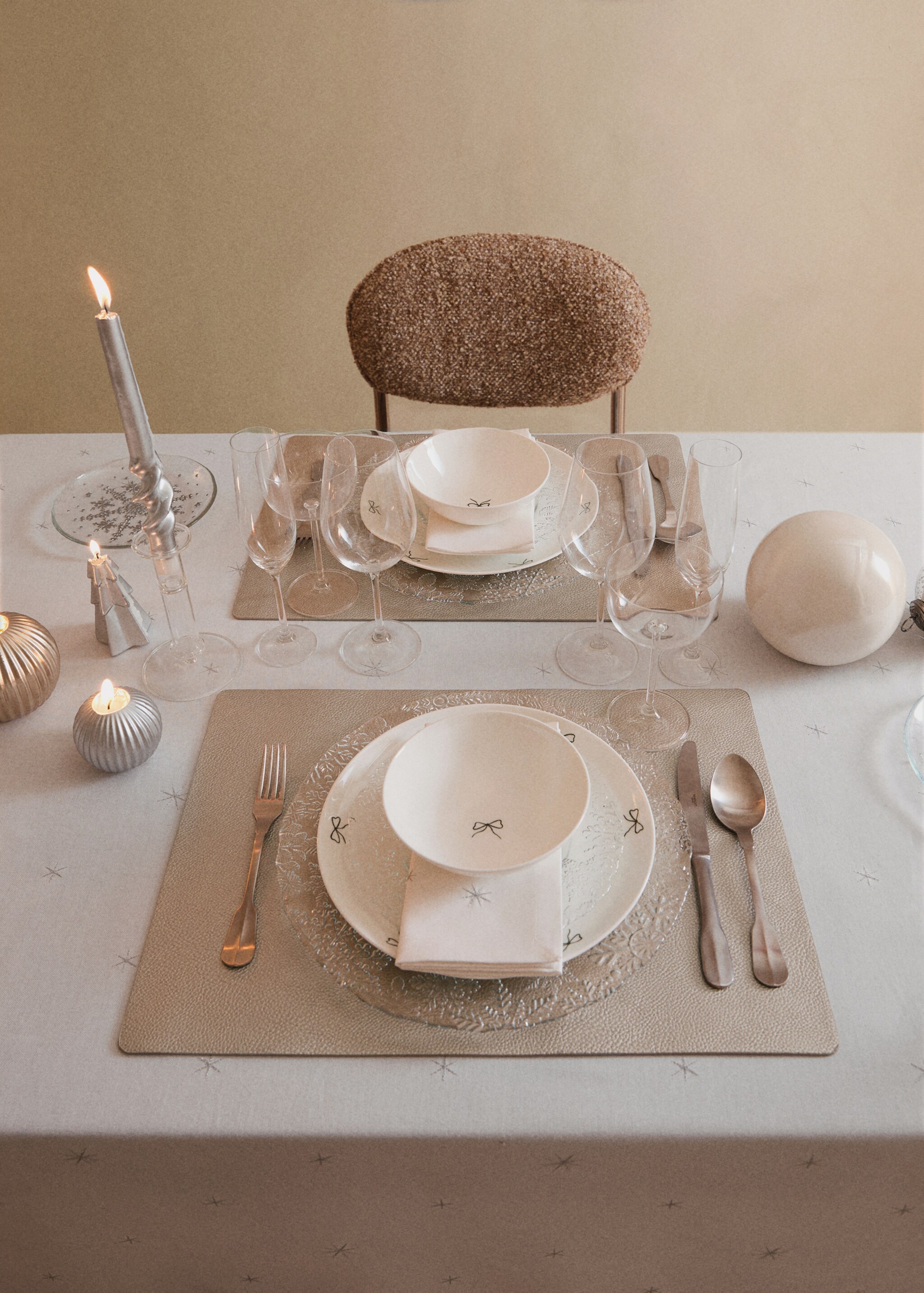 Metallic faux-leather rectangular placemats - General plane, Silver. Ref: 17017794-00.