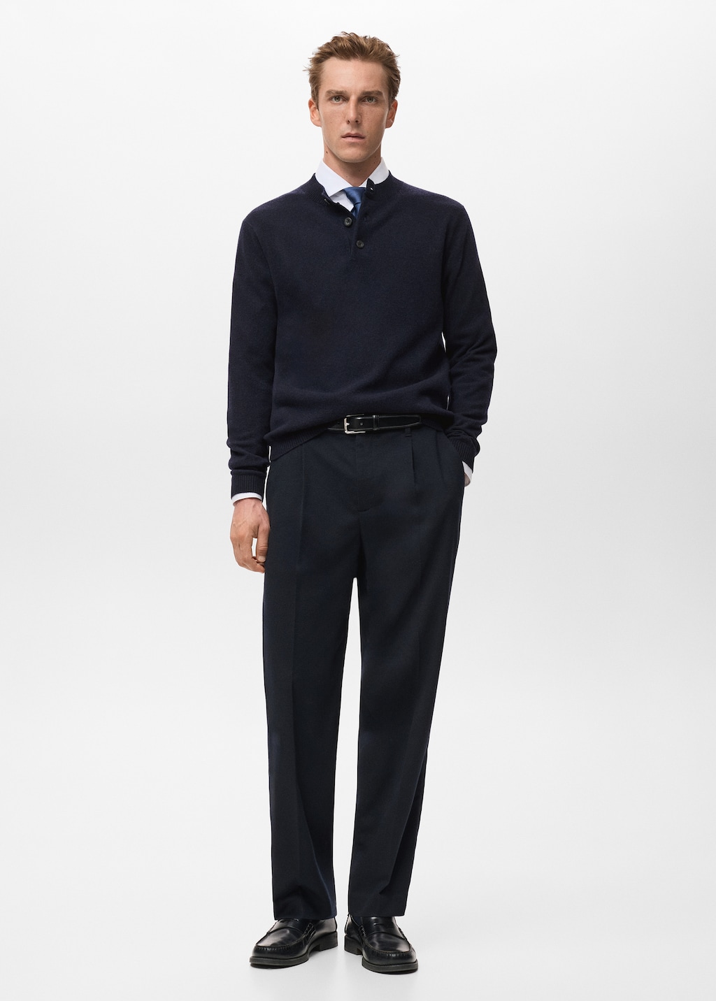 100% extra-fine wool knitted sweater