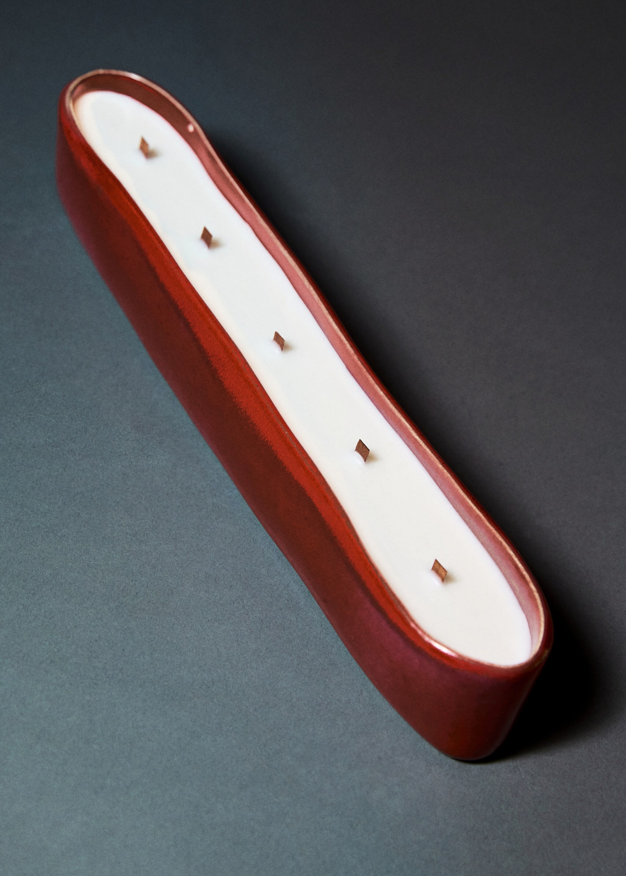 Decorative ceramic candle - General plane, Red. Ref: 17018293-00.