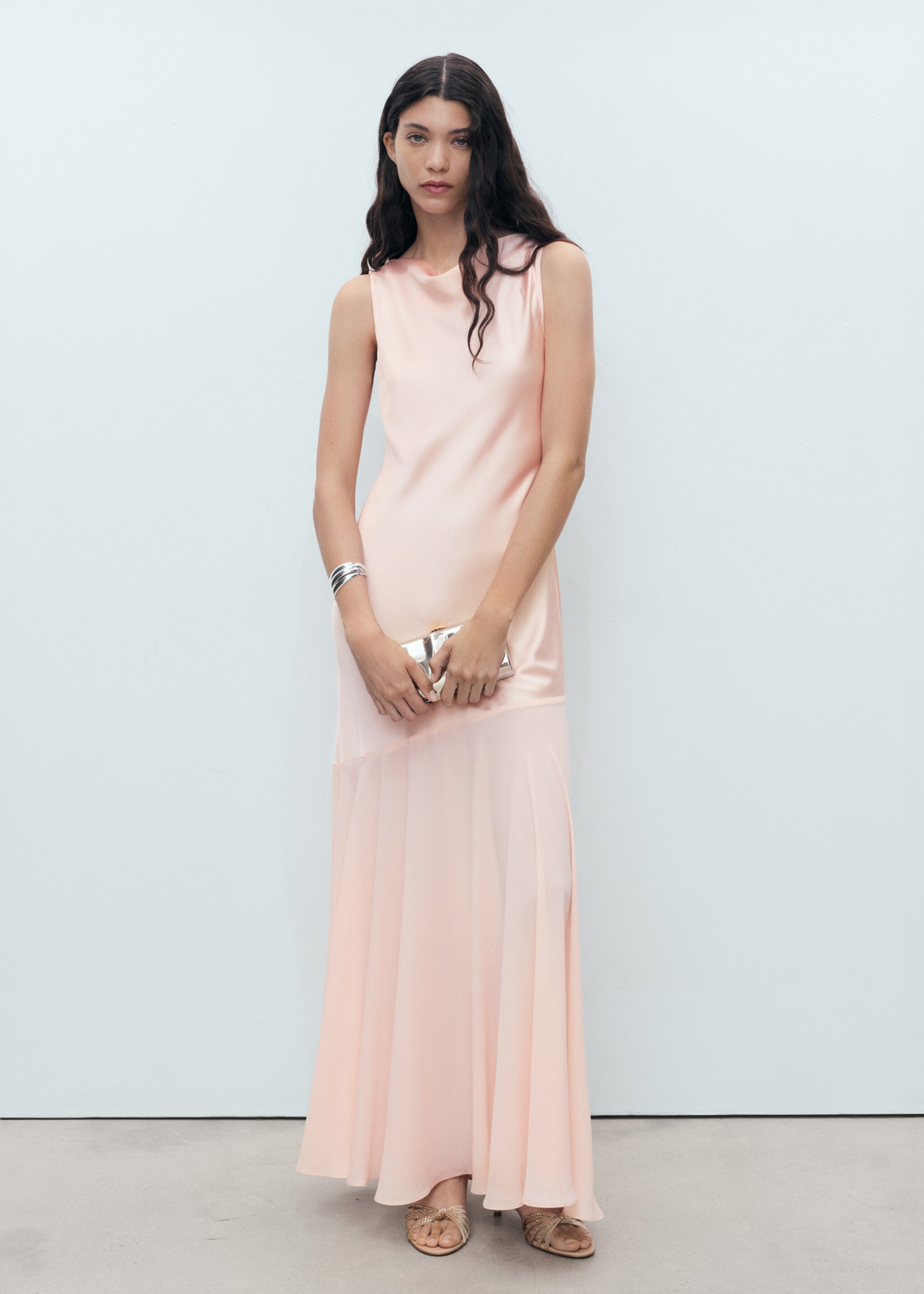 Vestido combinado corte asimétrico - Plano general