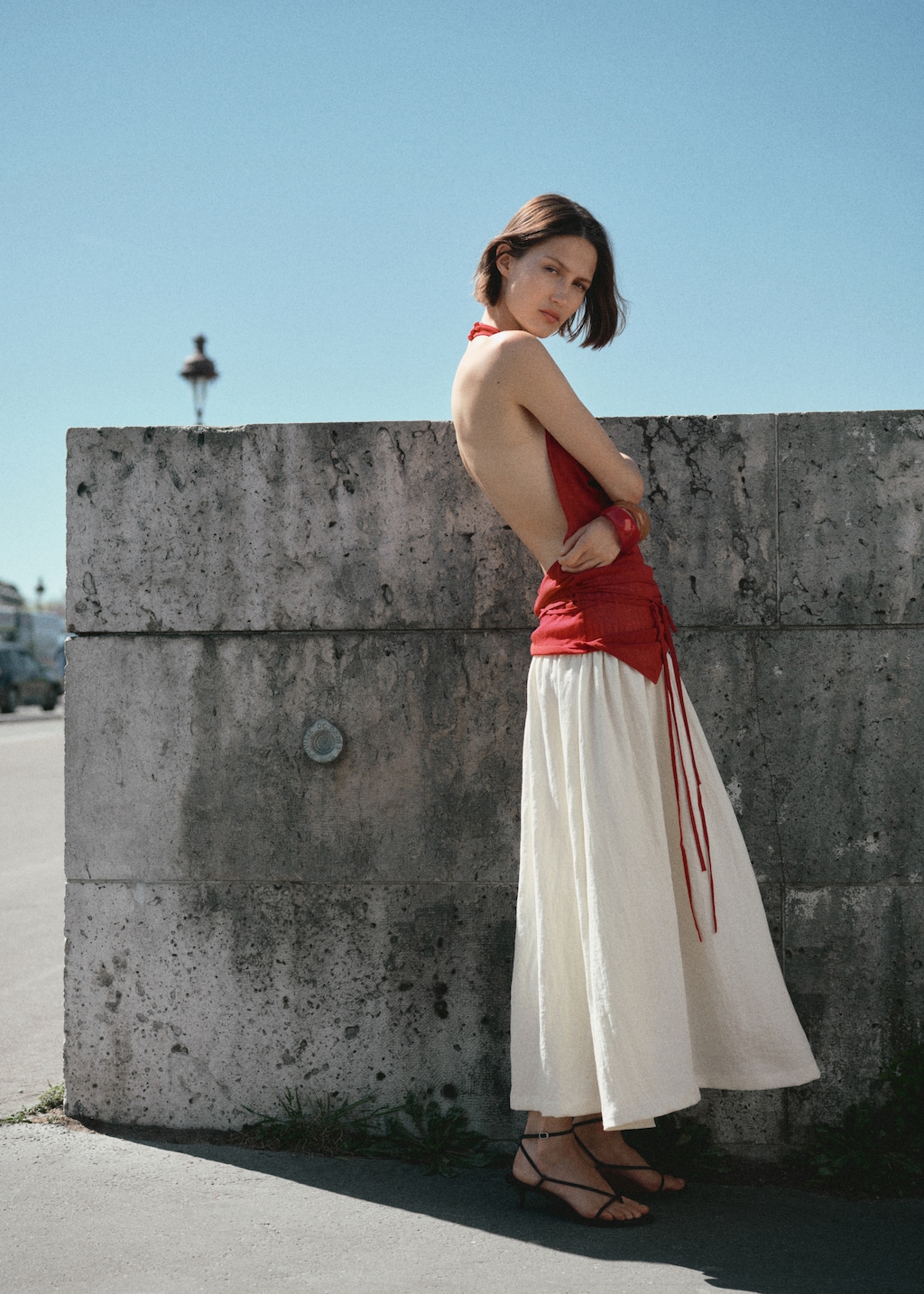 Heeled sandals with thin strap