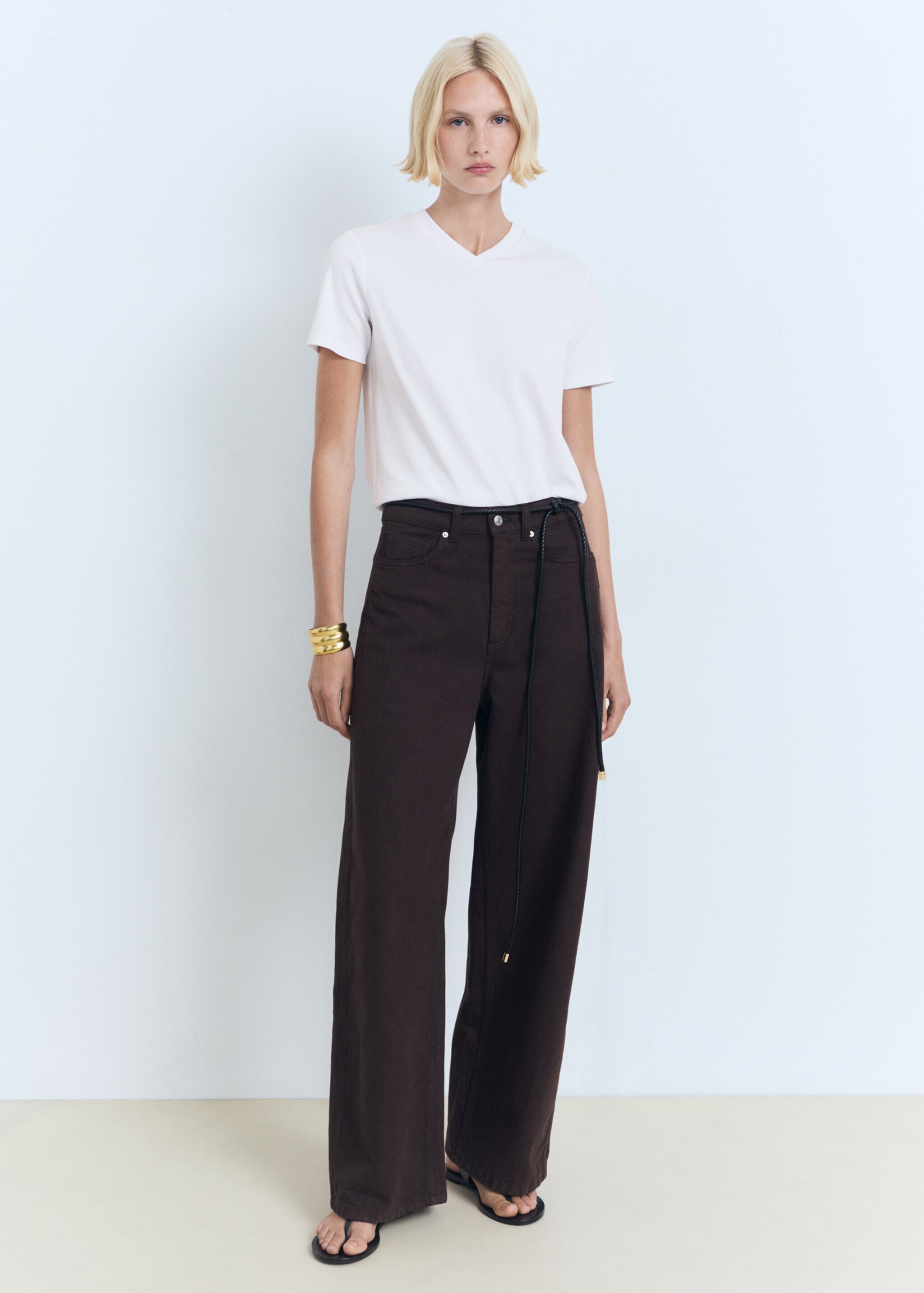 V-neck cotton T-shirt - General plane