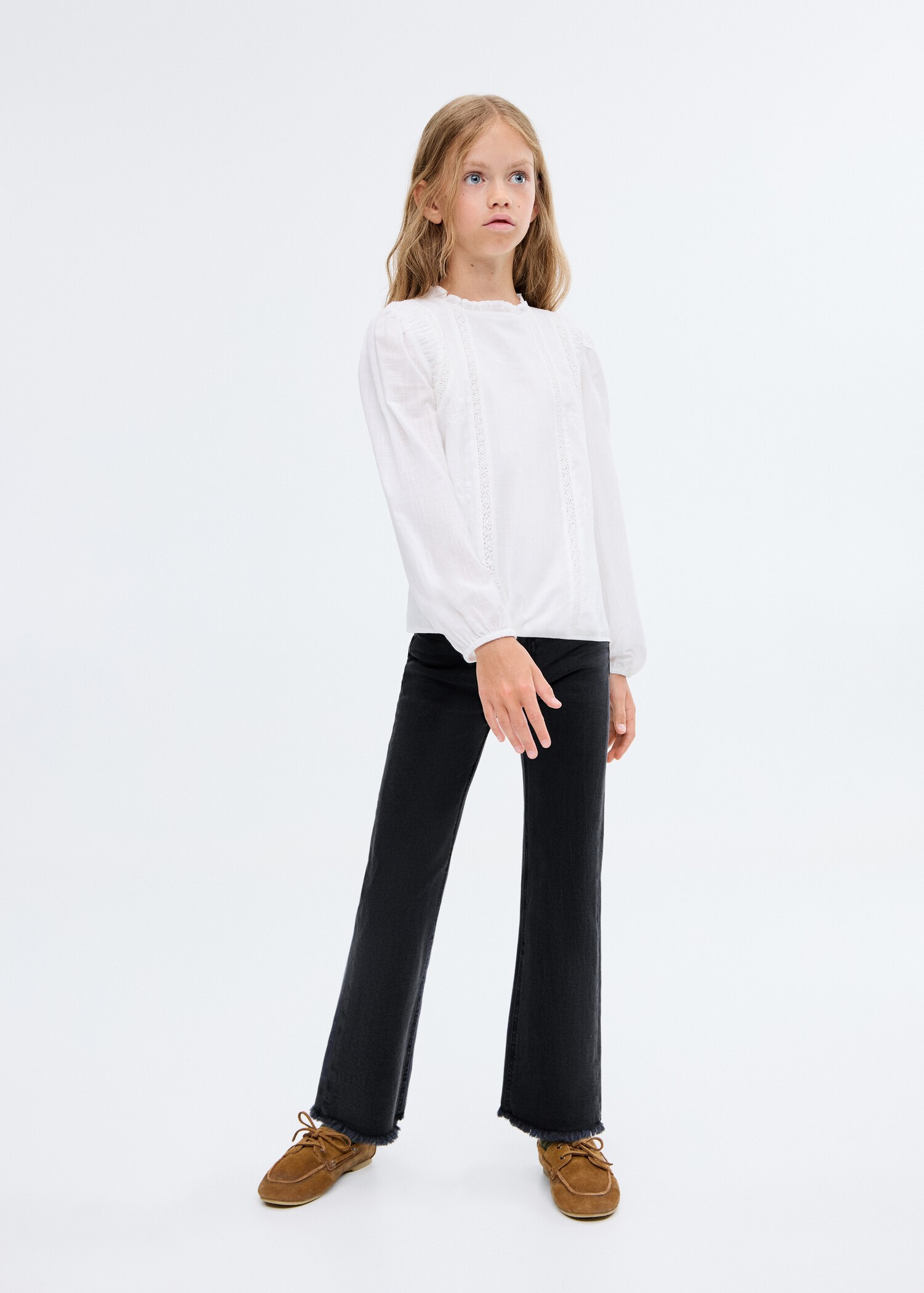 Frayed low-rise skinny jeans - General plane