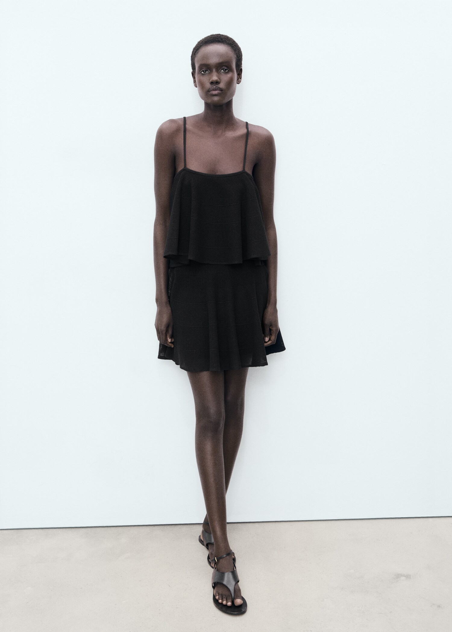 Ruffle knit dress - General plane