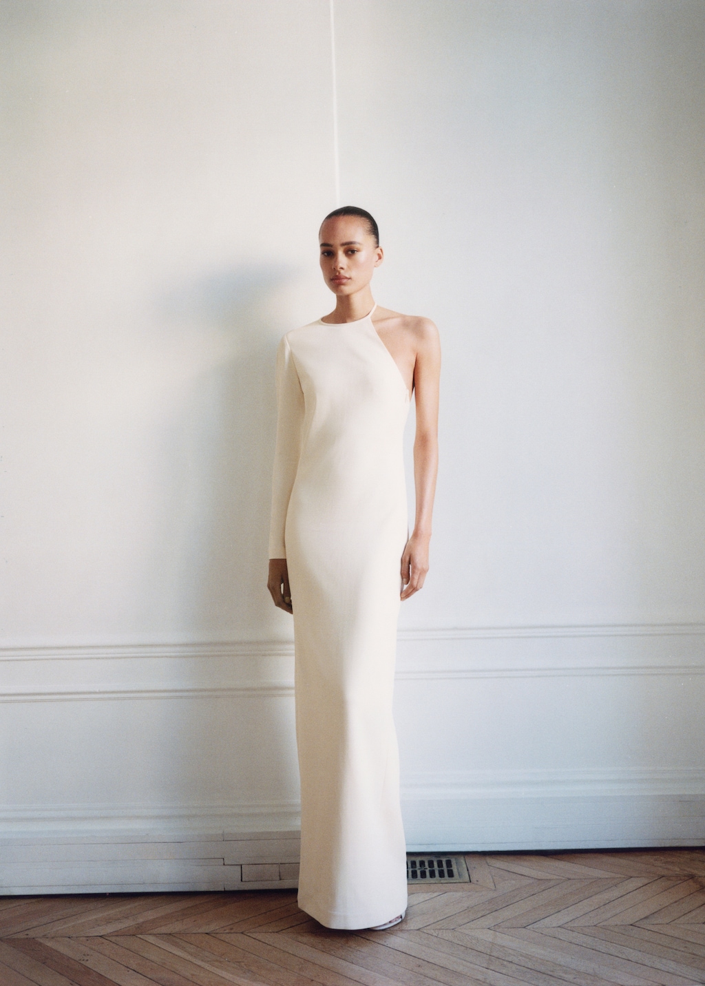 Asymmetrical open-back dress - image 2