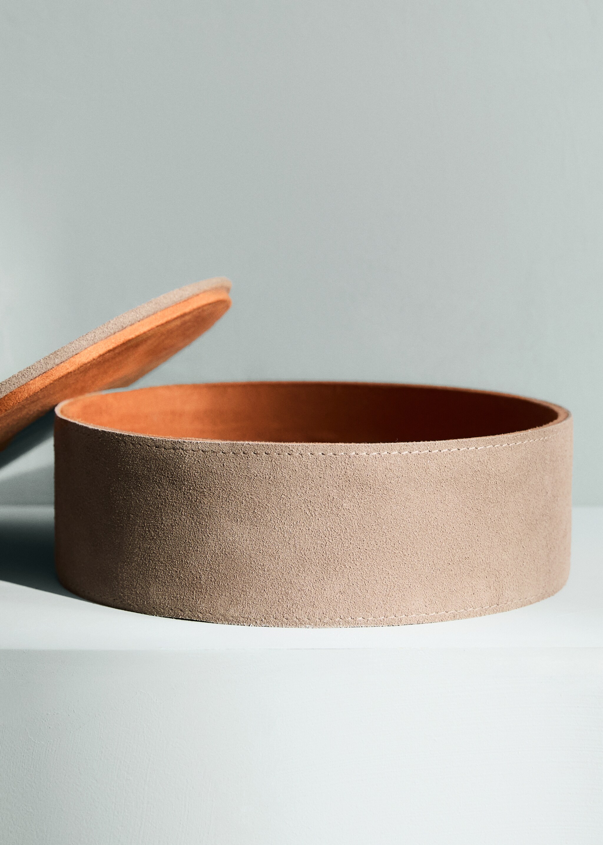 Caja redonda piel bicolor grande - Plano general, Rosa geranio. Ref: 17021293-00.