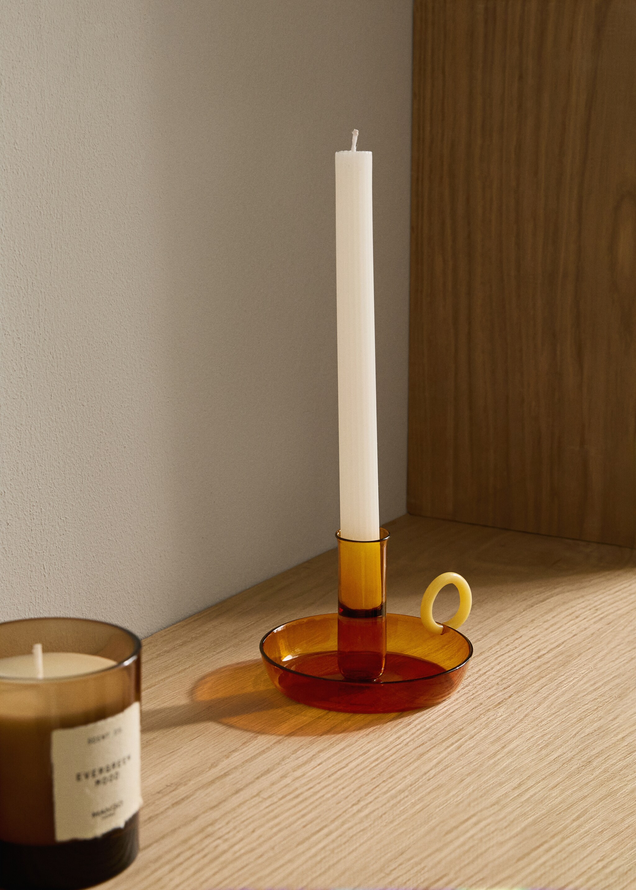 Borosilicate candelabra with two-tone handle - General plane, Ochre. Ref: 17021527-00.