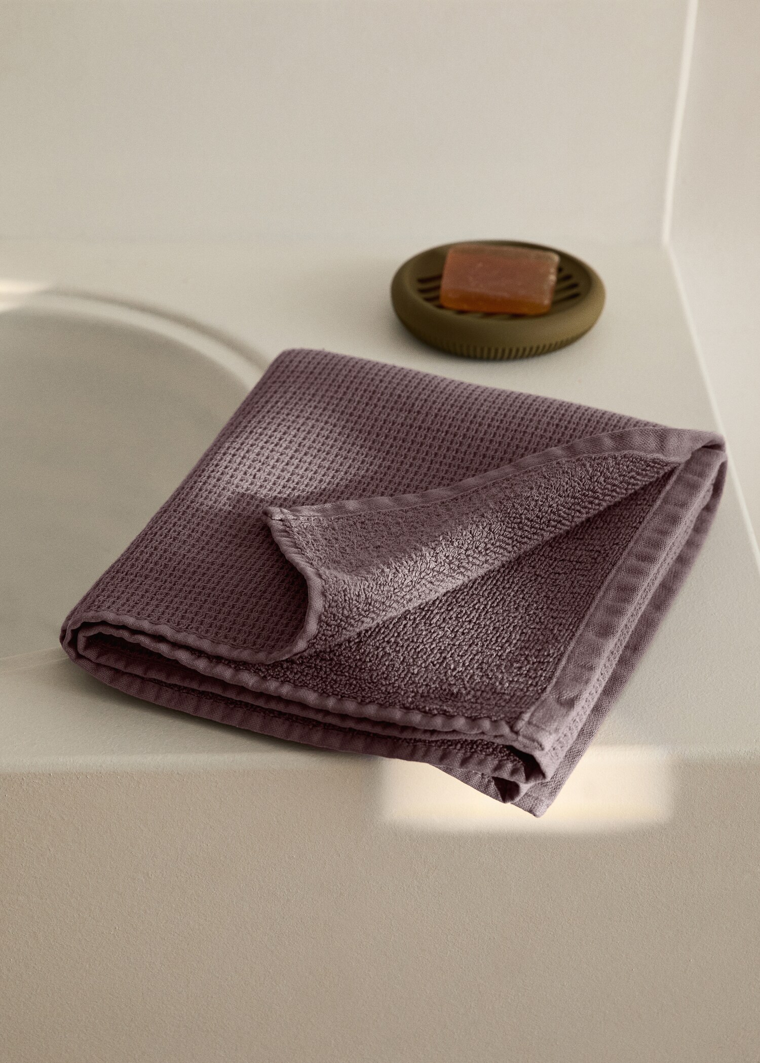 Reversible cotton washbasin towel - General plane