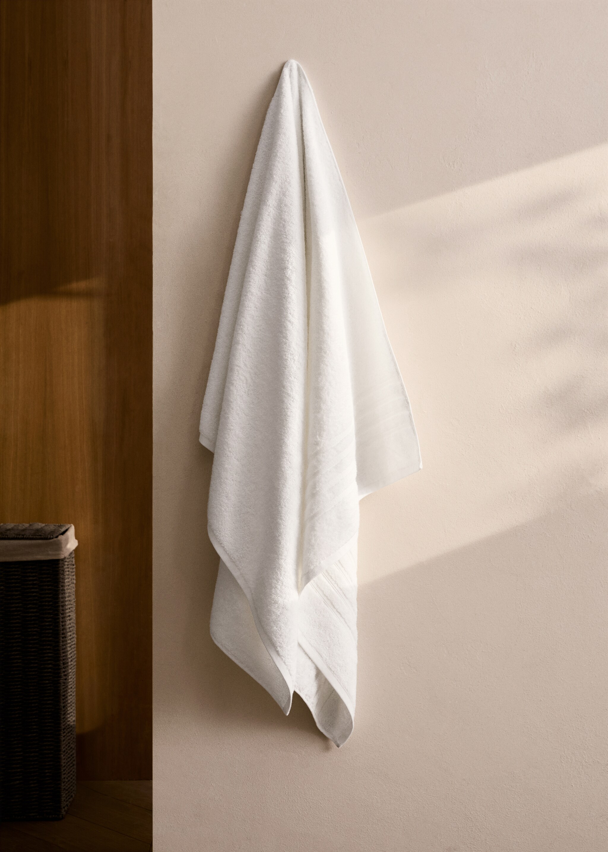 Cotton bath towel - General plane