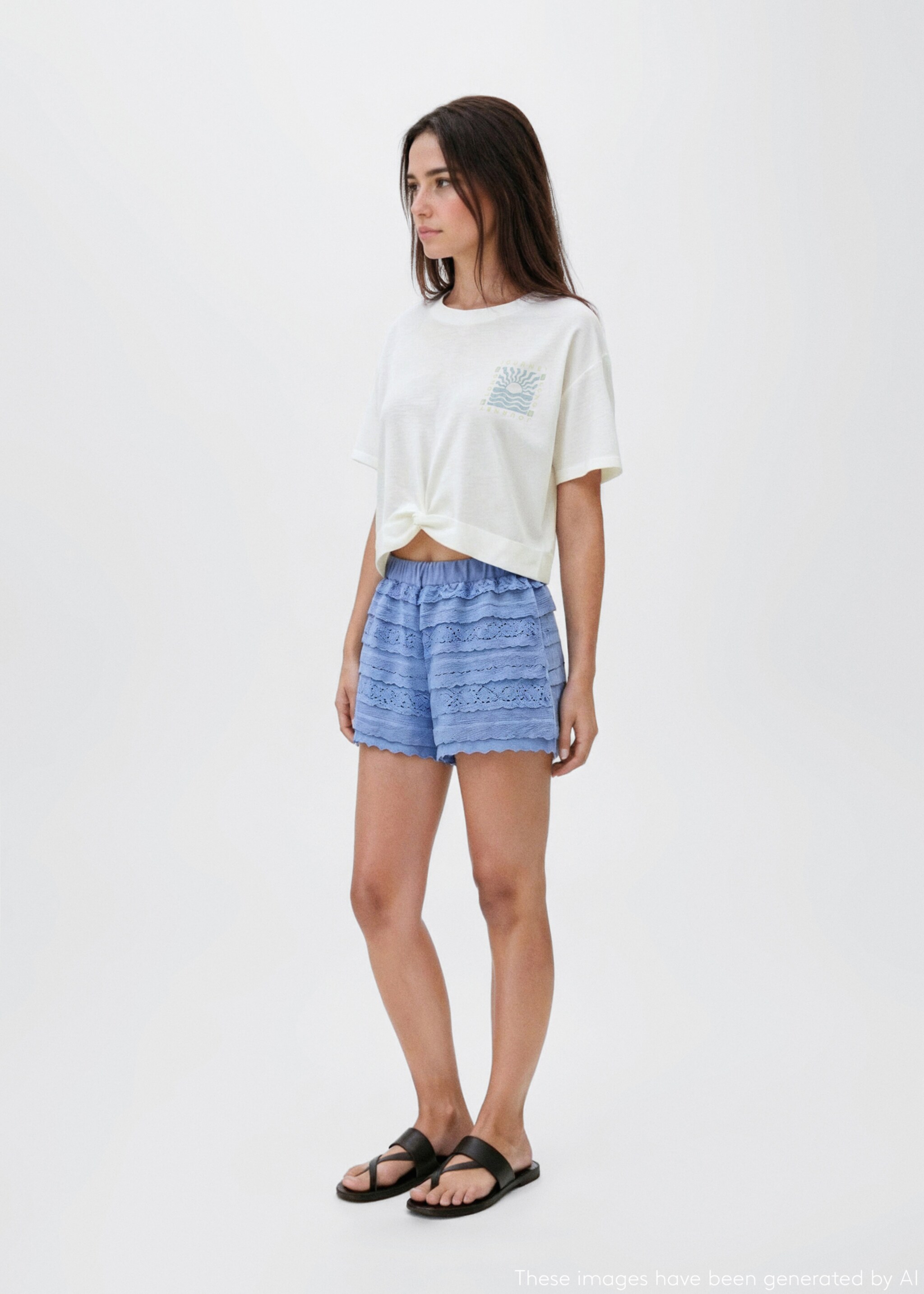T-shirt cropped com nó - Plano geral