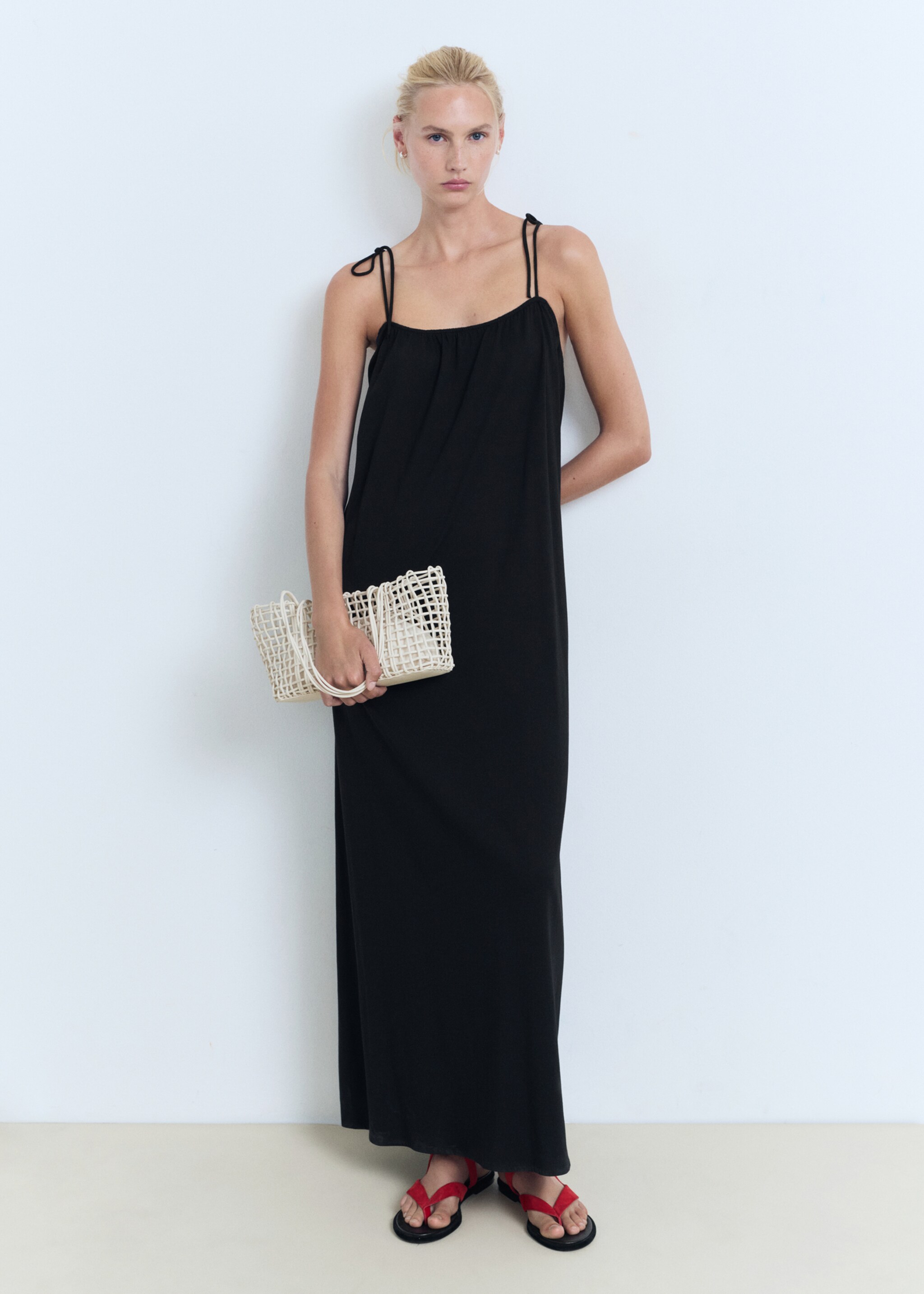 Vestido de algodão com laços - Plano geral