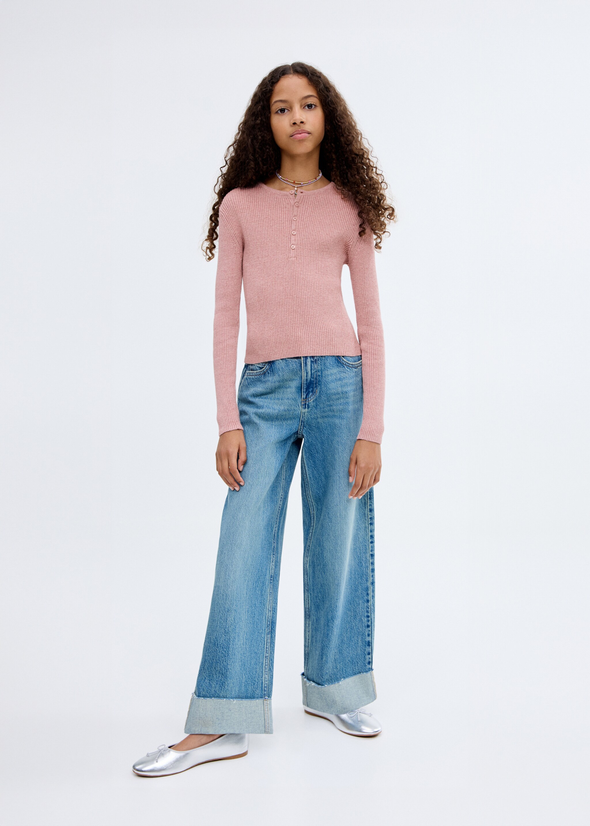 Ribbed sweater with buttons - General plane