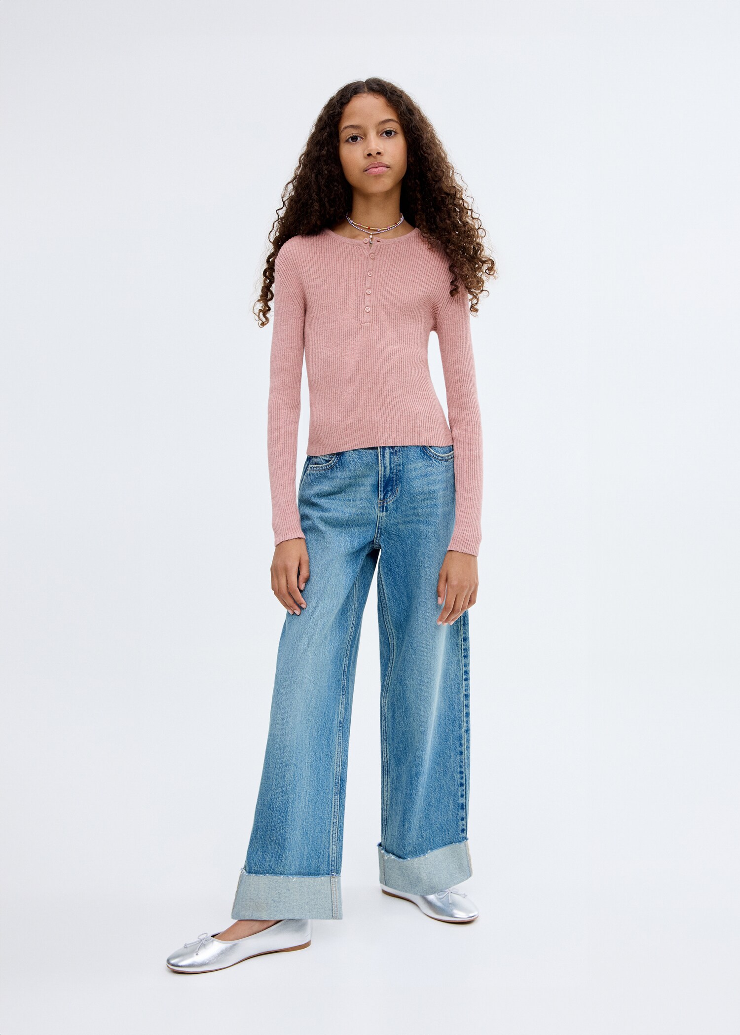 Ribbed sweater with buttons - General plane