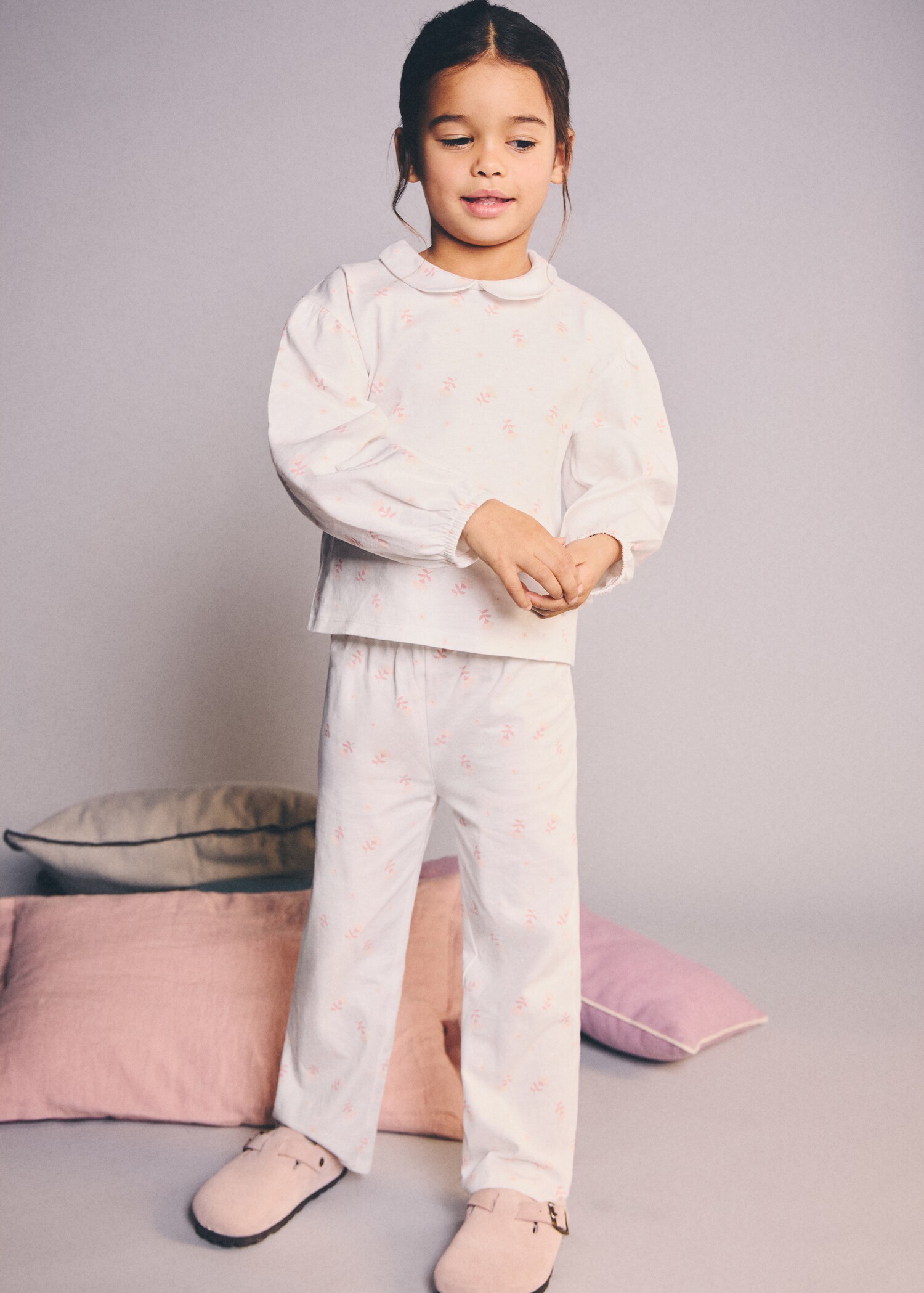 بيجامة مطبوعة بياقة بيبي - رؤية عامة