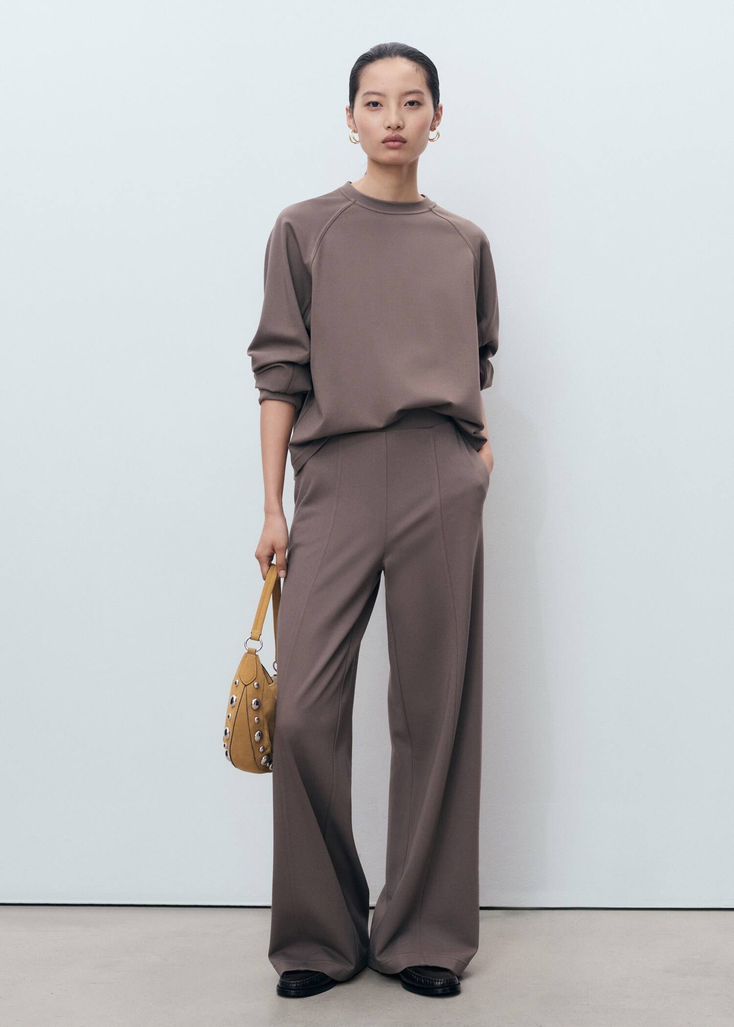 Pantalón jogger cintura elástica - Plano general