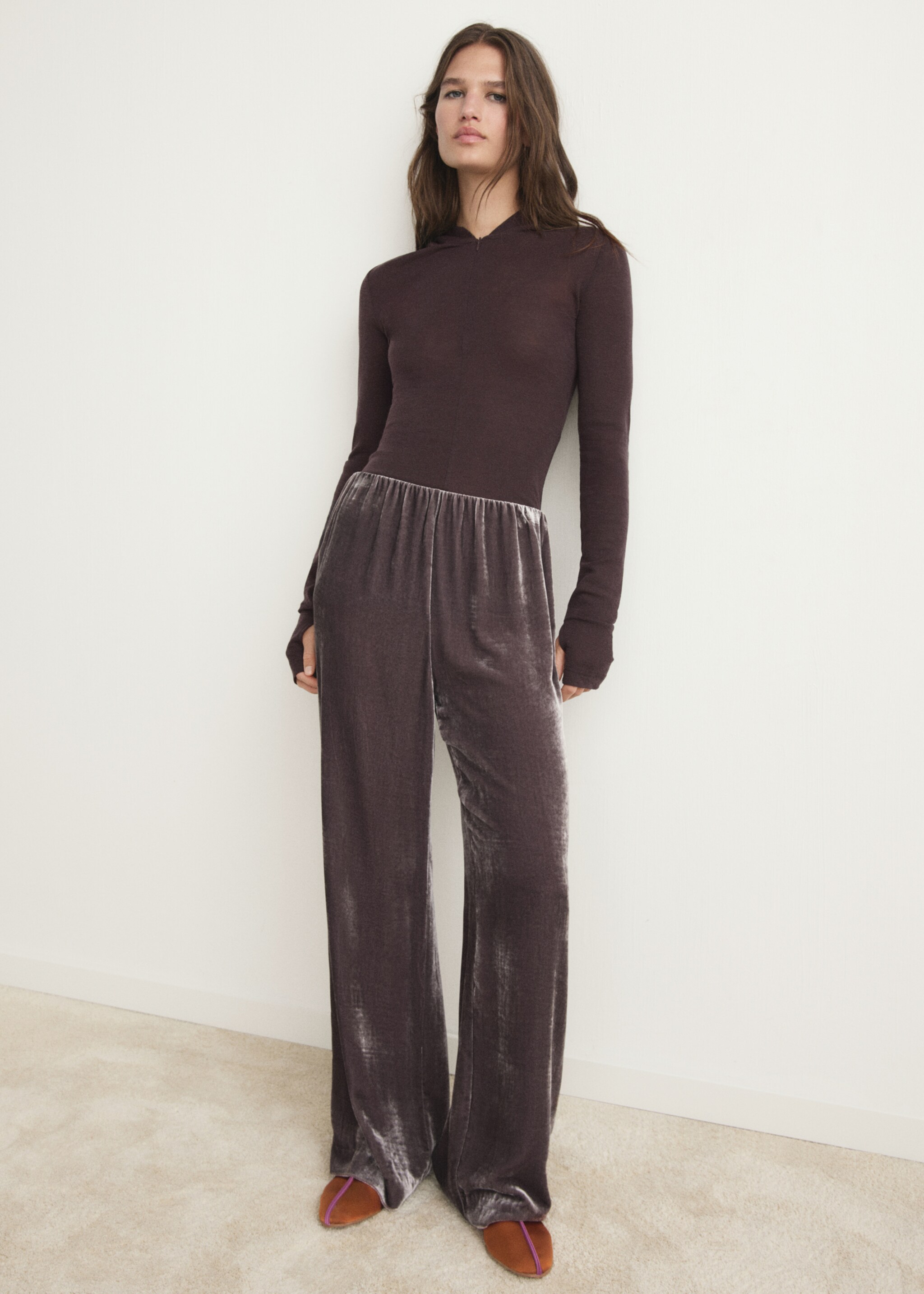 Wool hooded t-shirt - General plane, Cognac. Ref: 17024106-00.