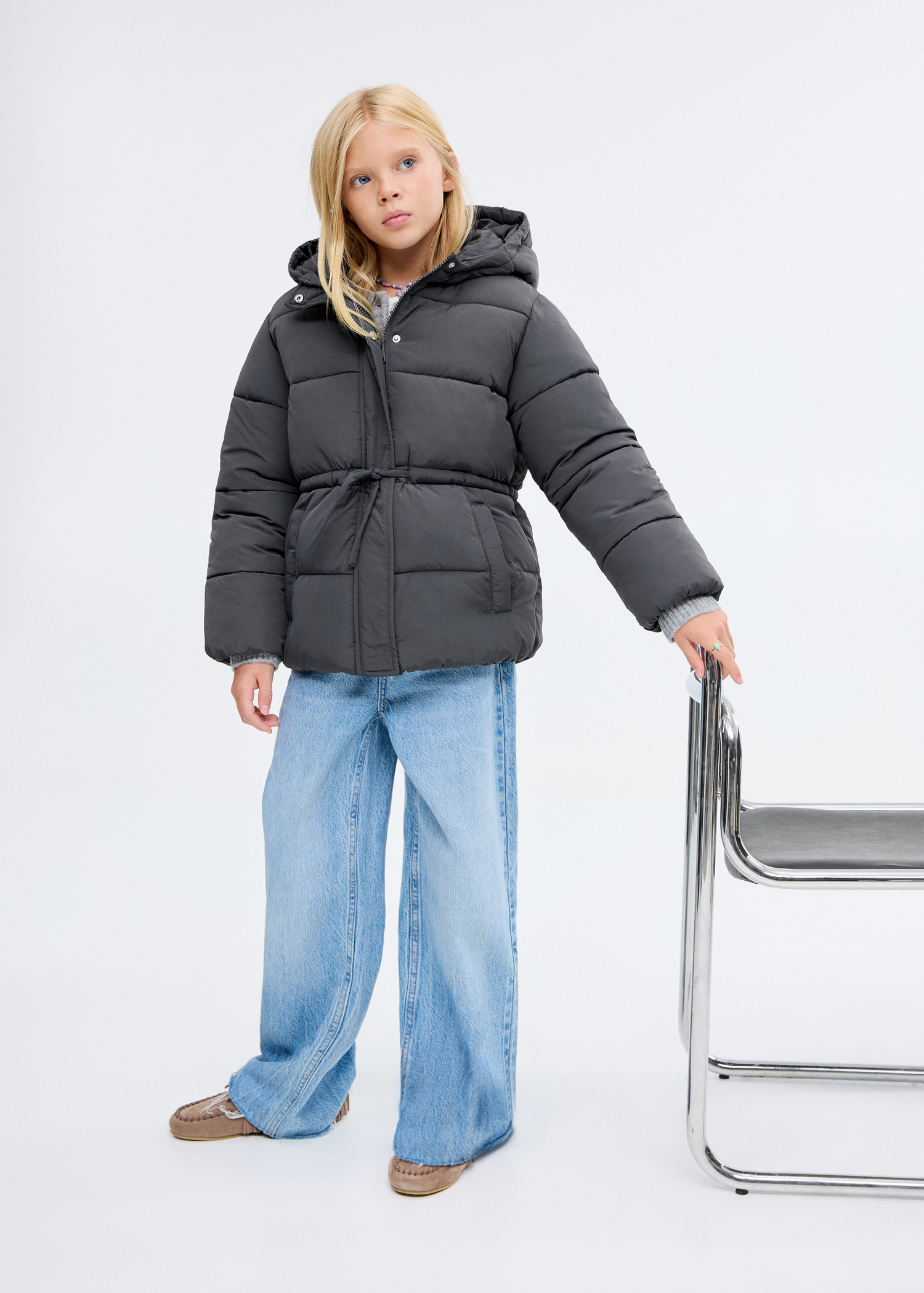 Hooded anorak with drawstring