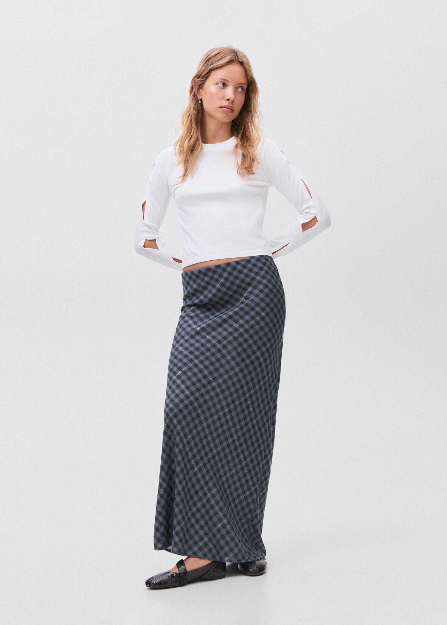 Checked long skirt - General plane