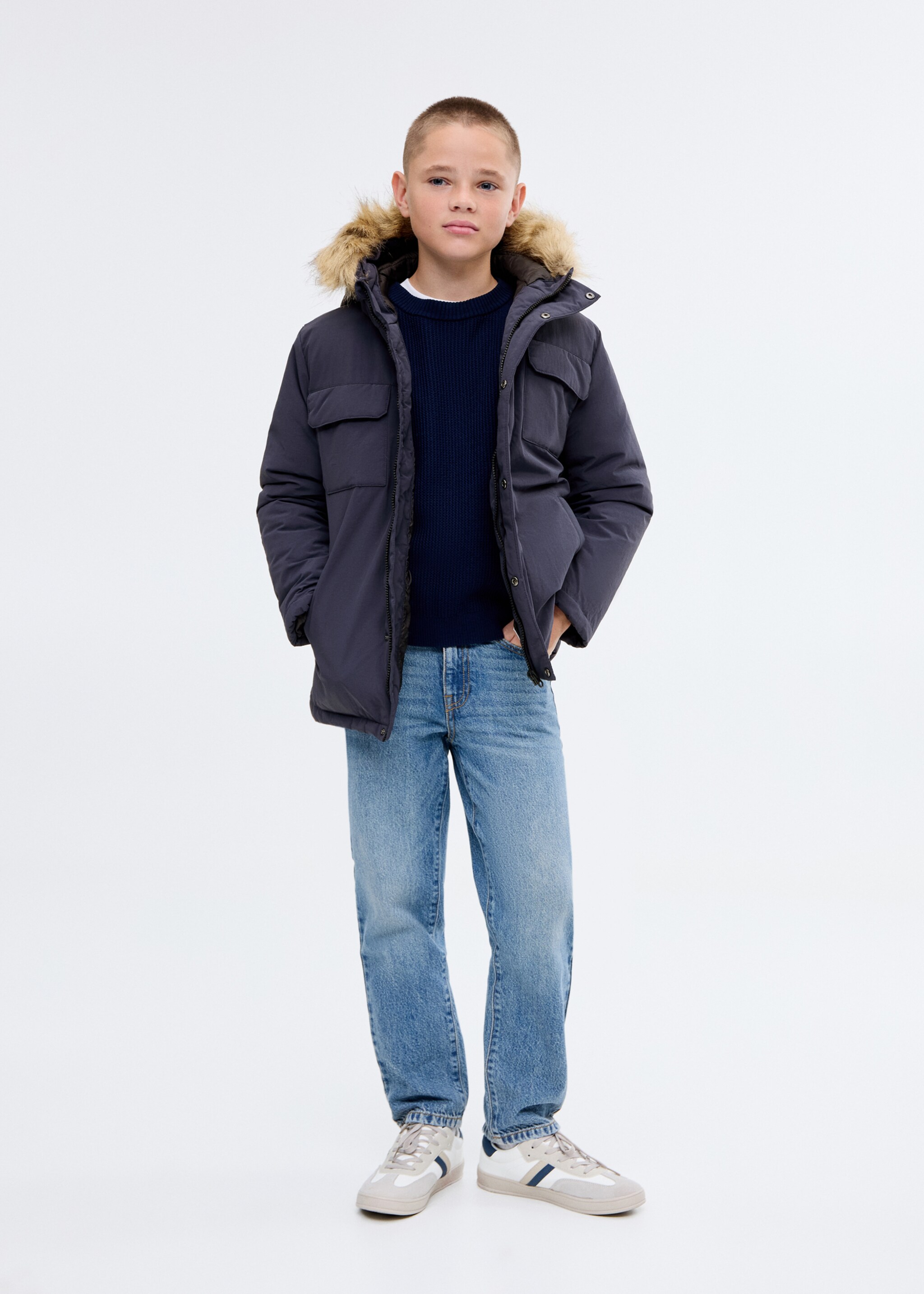 Anorak à capuche imitation fourrure - Plan général, Bleu marine. Ref: 17025142-00.