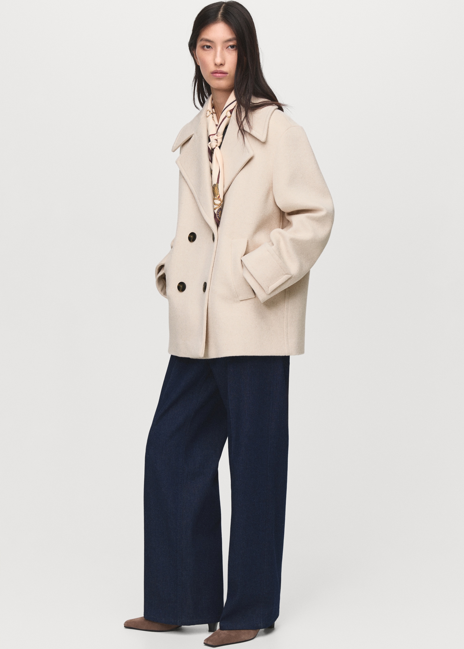 Double-breasted wool-blend coat - General plane