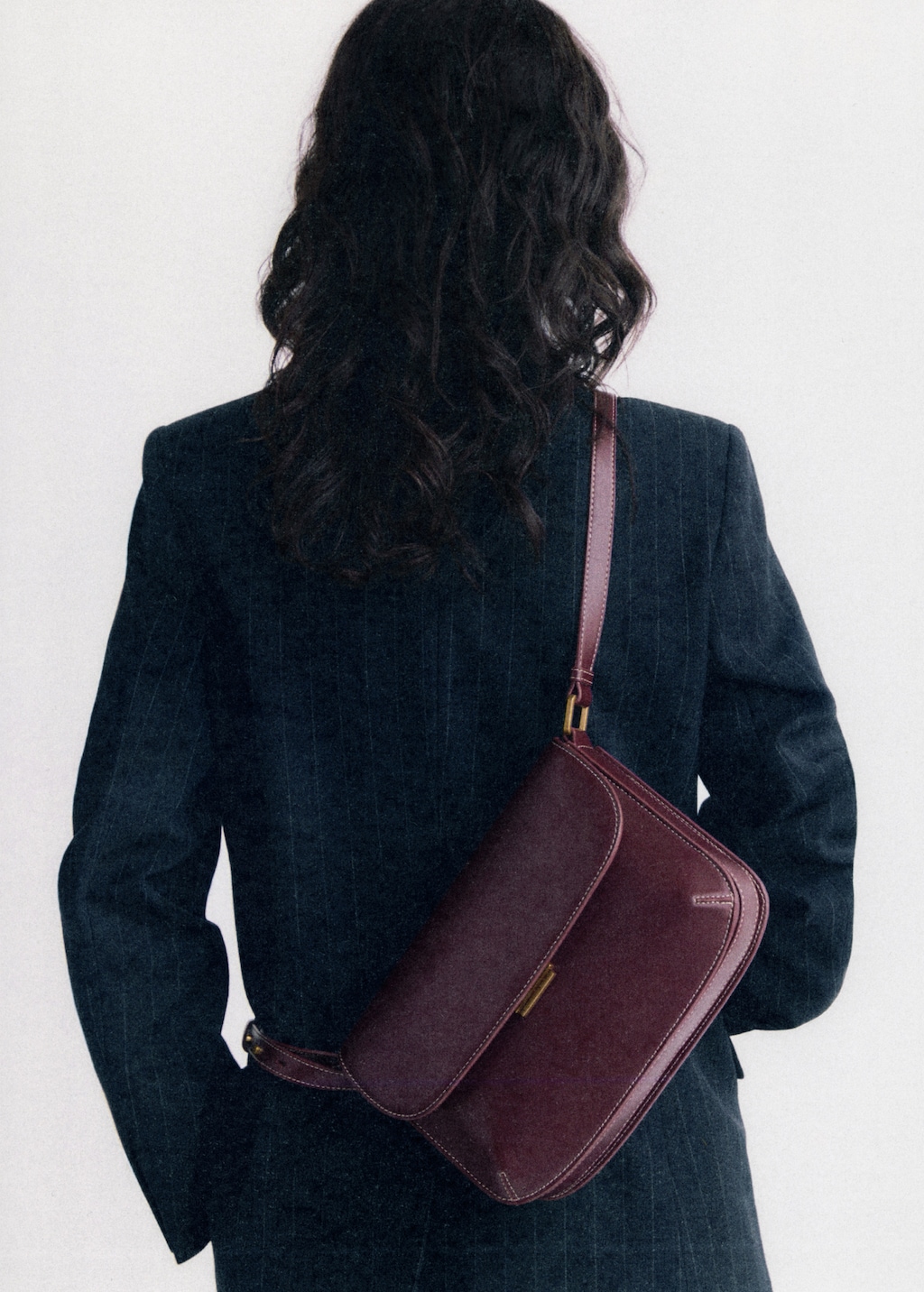Crossbody bag with flap