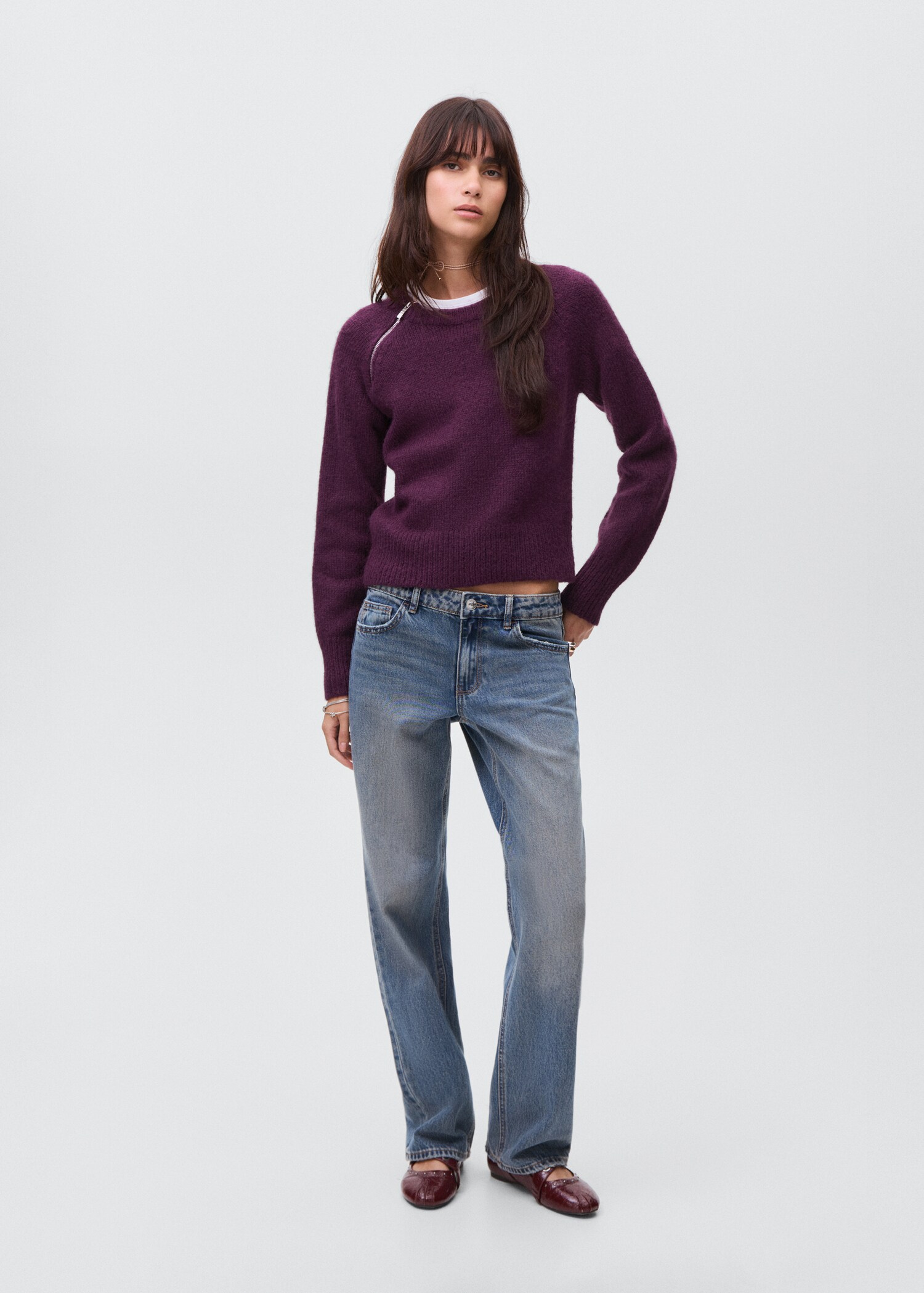 Knitted sweater with zip collar - General plane