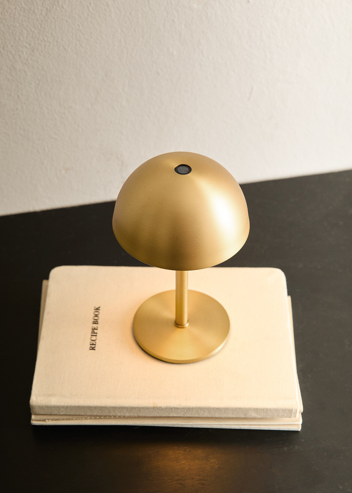 Metalltischlampe mit Touch-Funktion - Allgemeine Ansicht