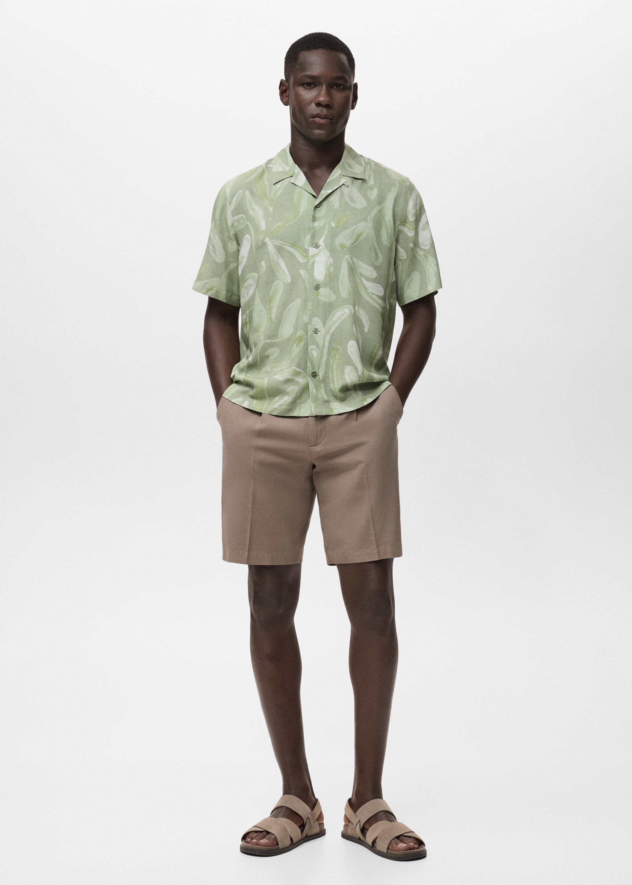 Camisa relaxed fit fluída estampada - Plano general, Verde agua. Ref: 17026740-00.