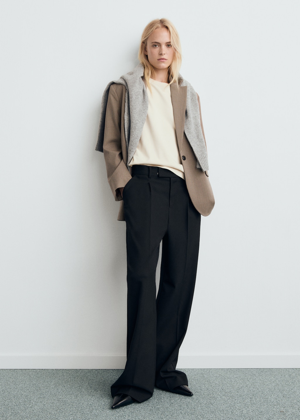 Mango Straight blazer with flap pockets