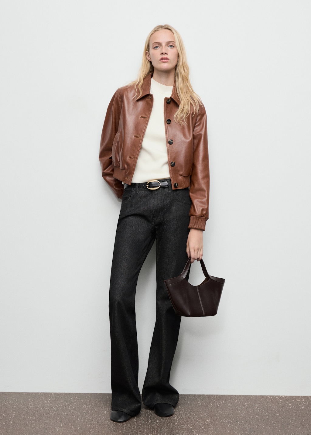 Flared rinse-wash jeans