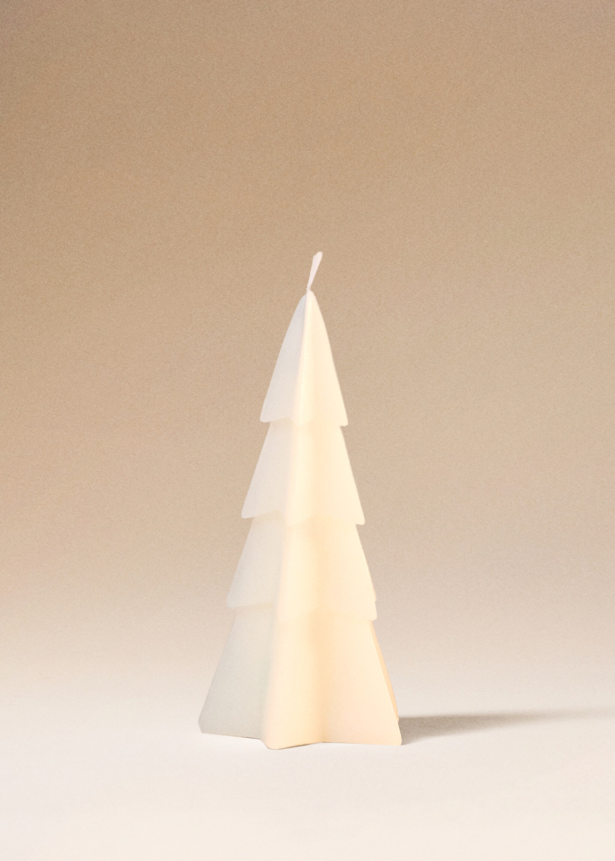 Large decorative fir candle - General plane, Off White. Ref: 17028642-00.