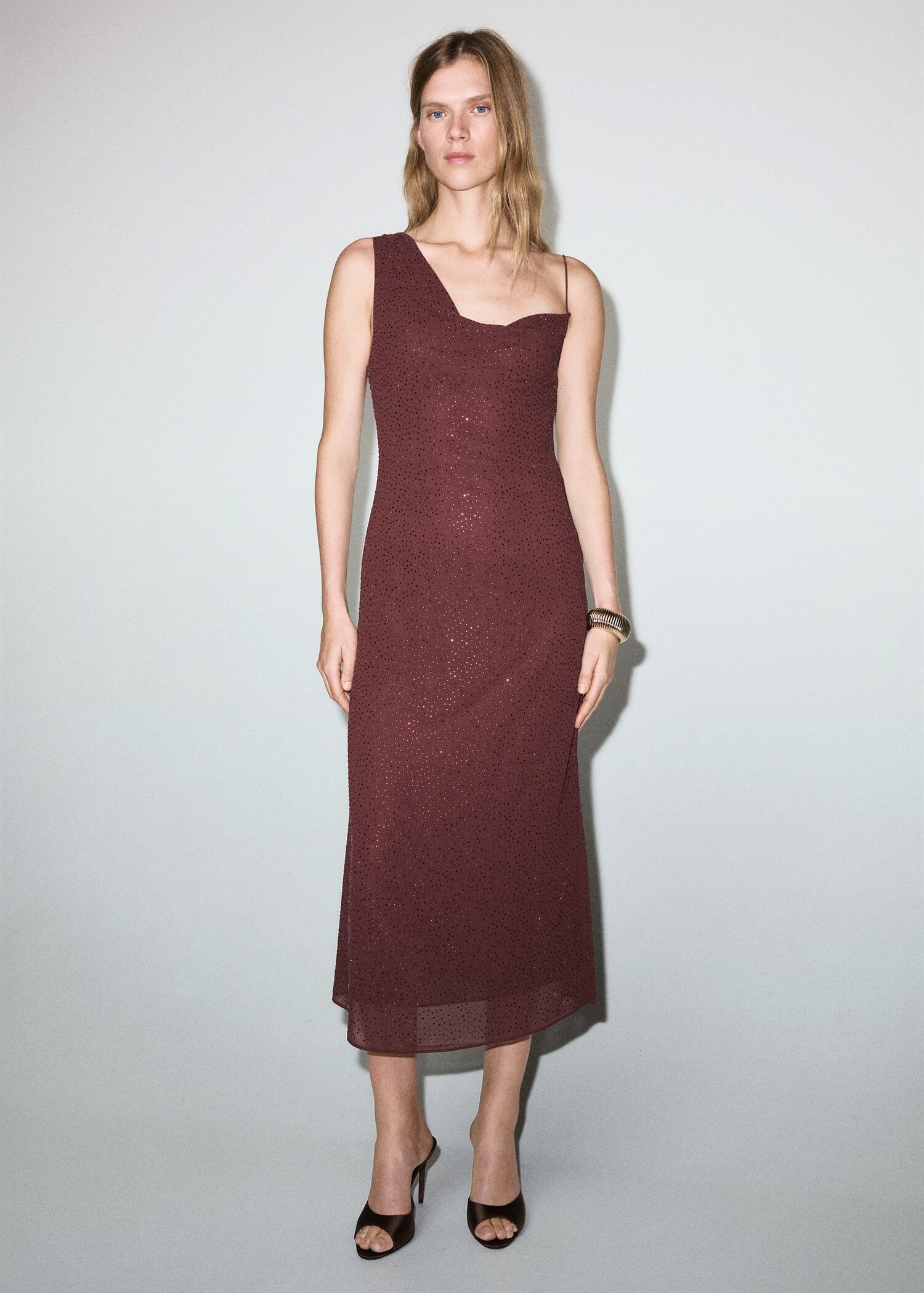 Asymmetrical rhinestone dress - General plane