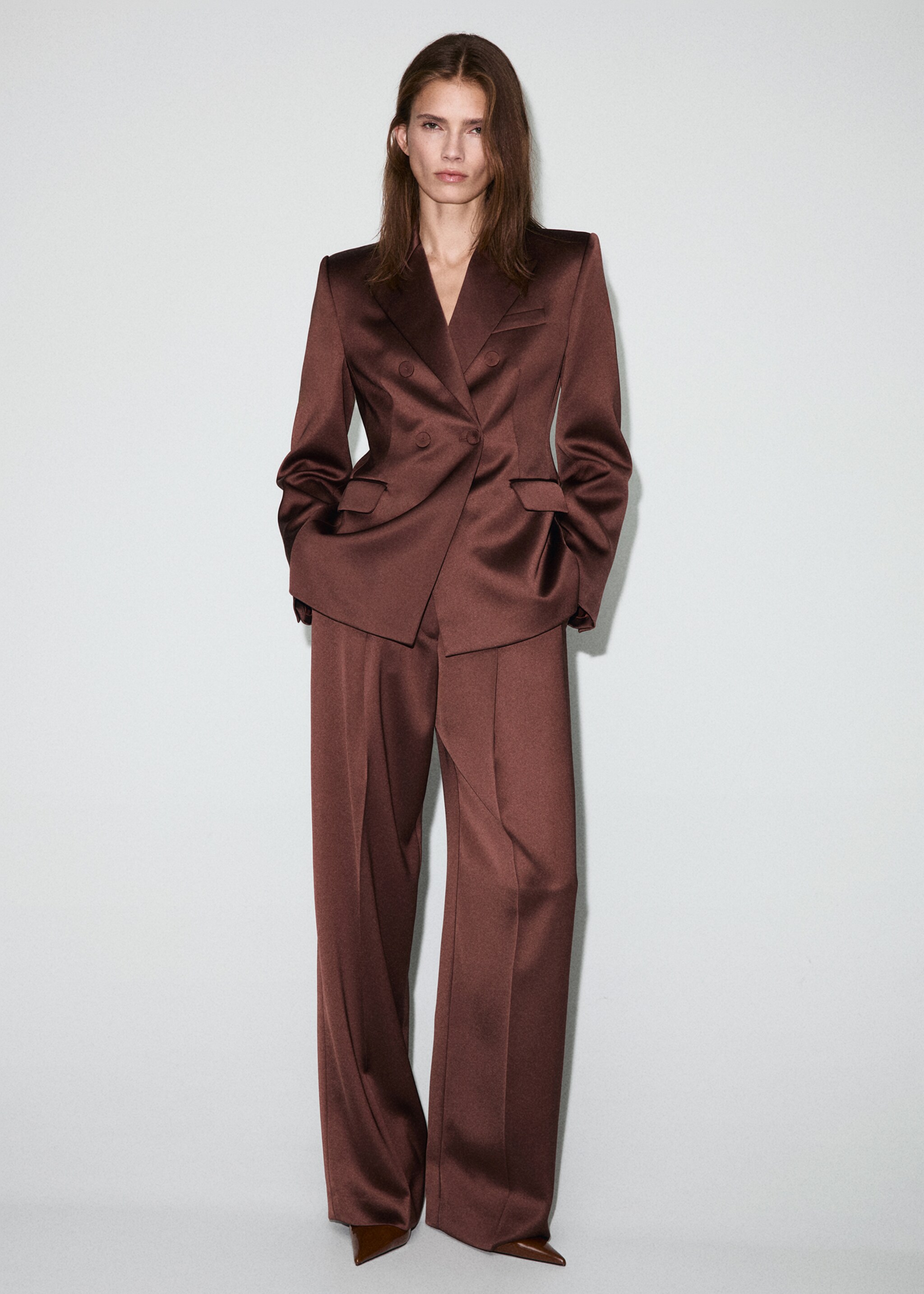 Blazer fato acetinado - Plano geral, Castanho. Ref: 17029408-00.