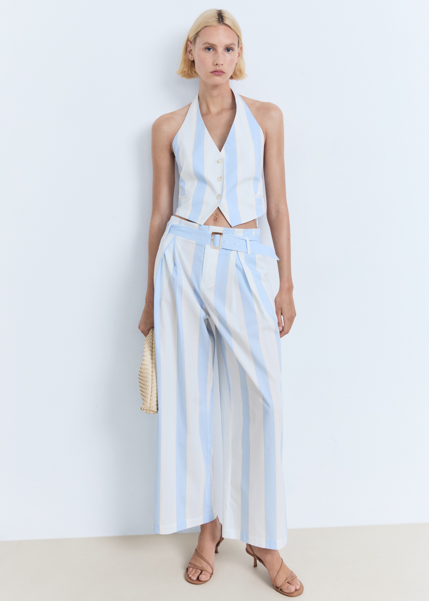 Striped culotte trousers with belt - General plane