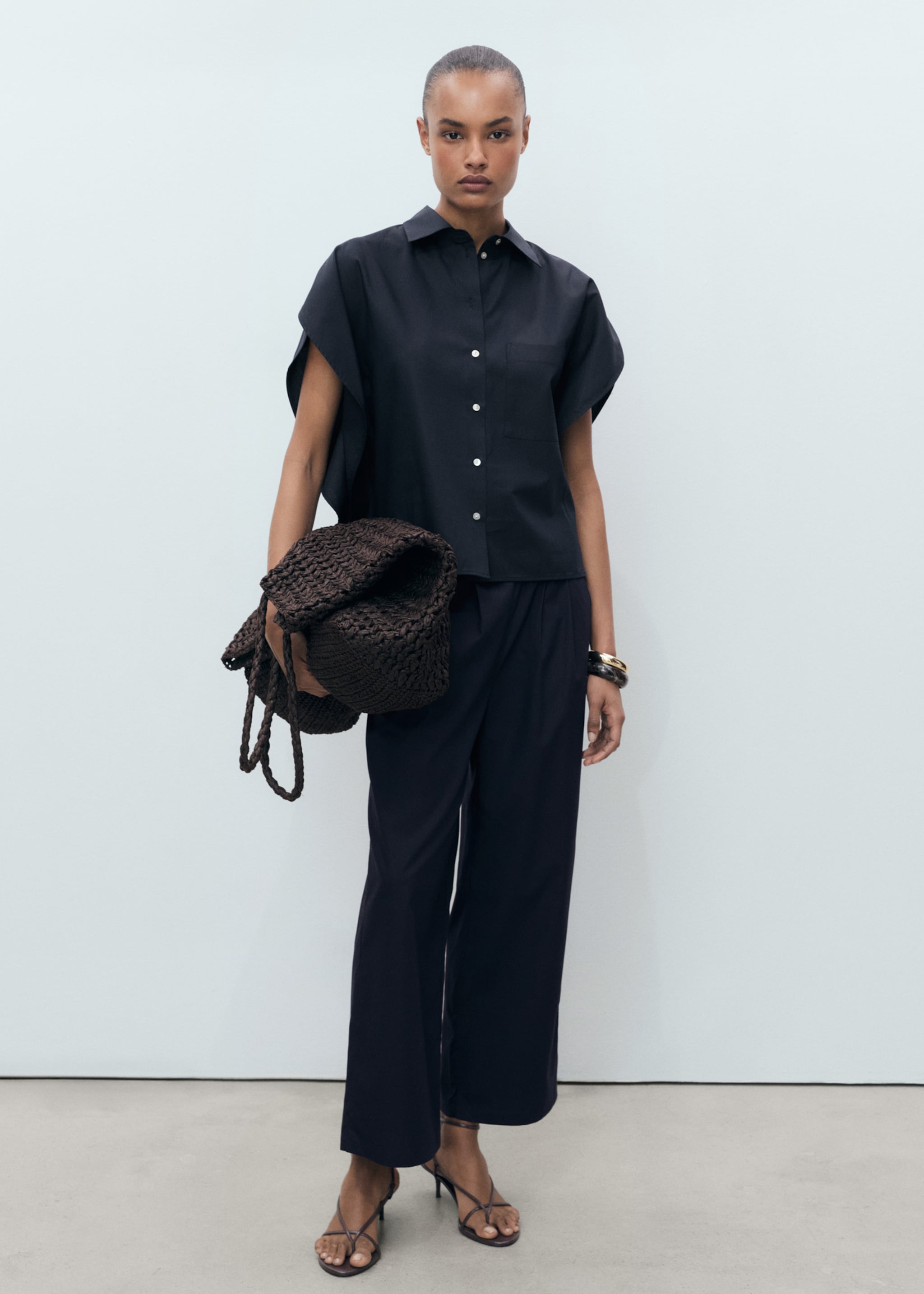 Camisa oversize manga corta - Plano general