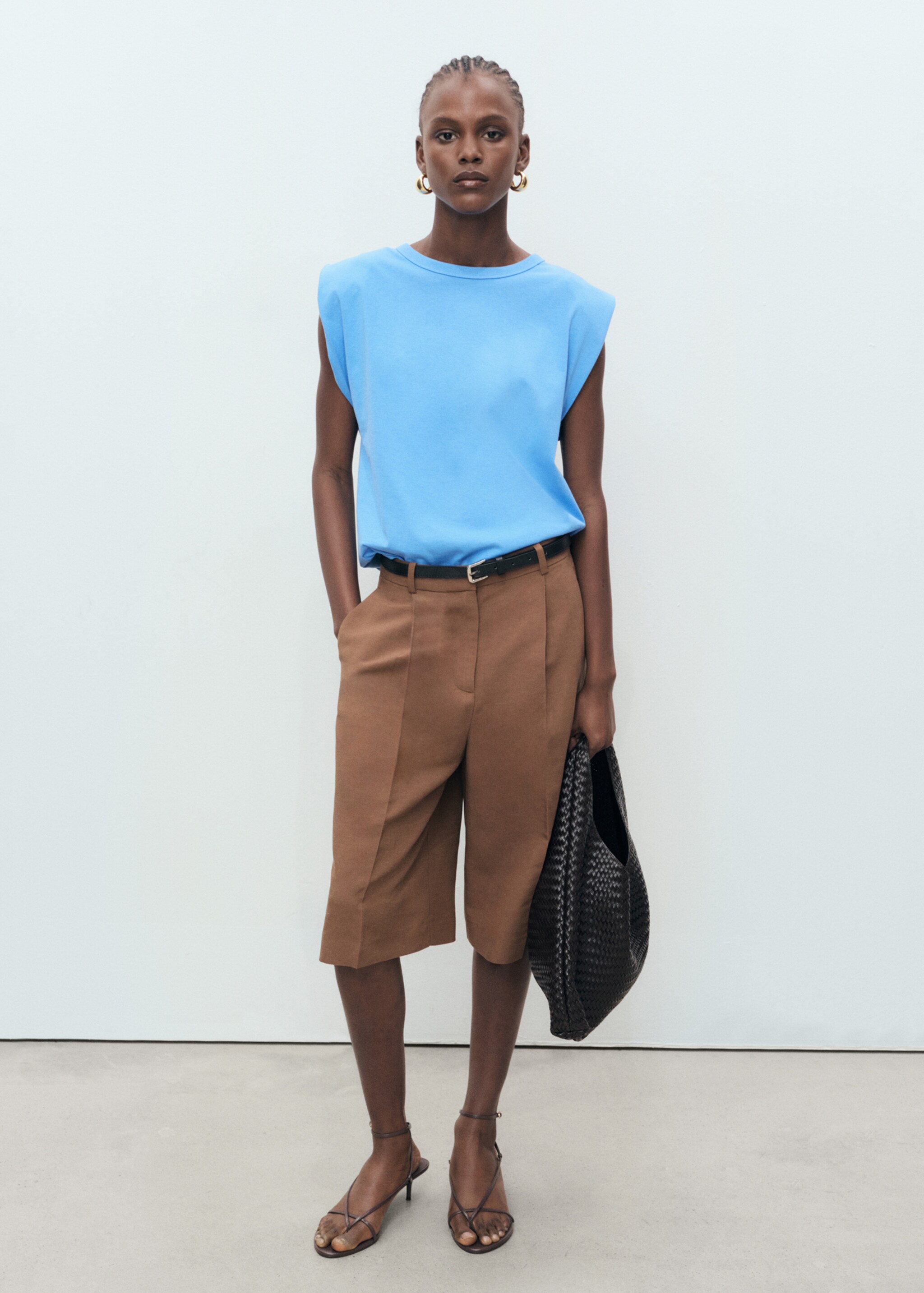 Short-sleeved t-shirt with shoulder pads - General plane