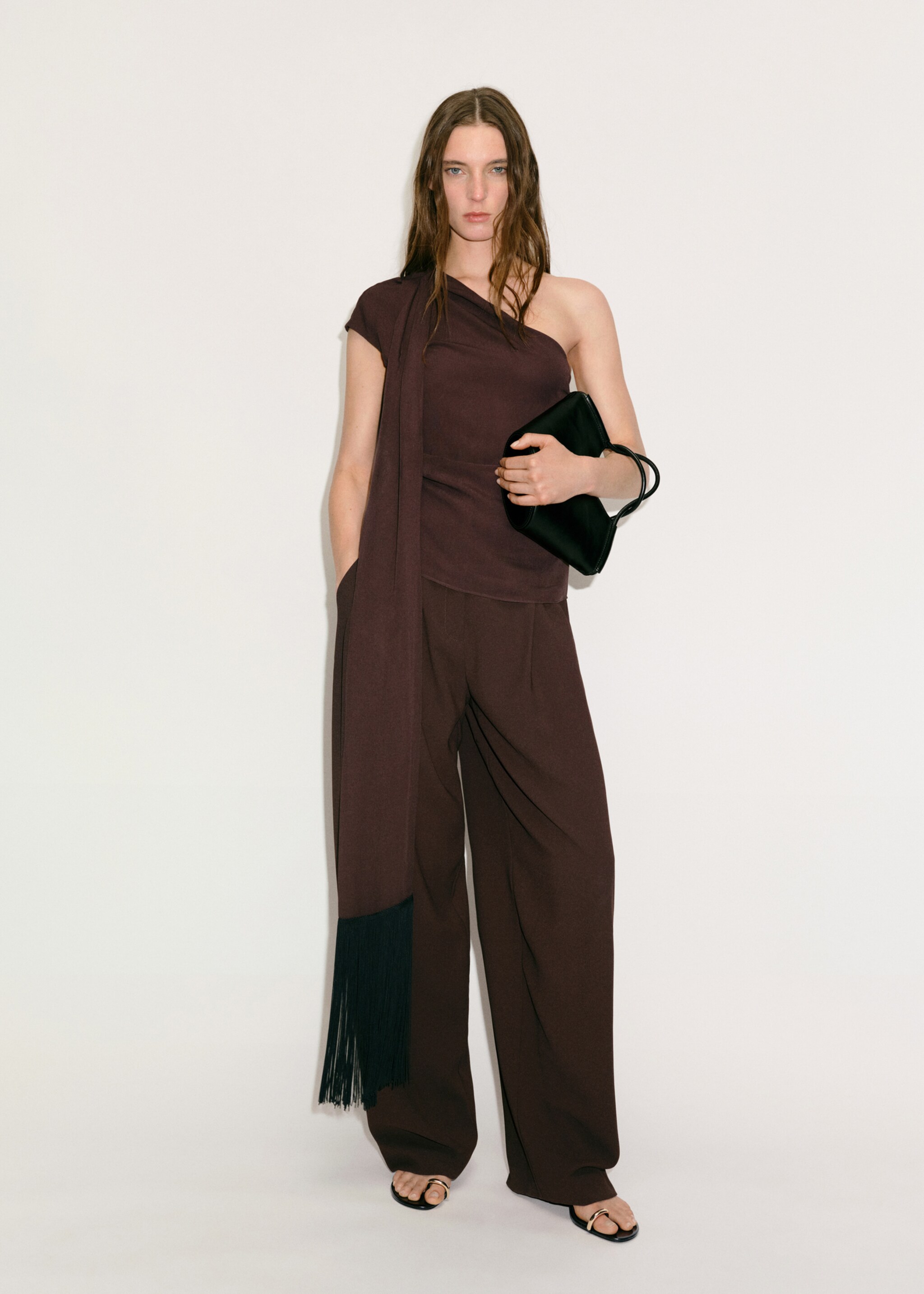 Pleat detail trousers - General plane