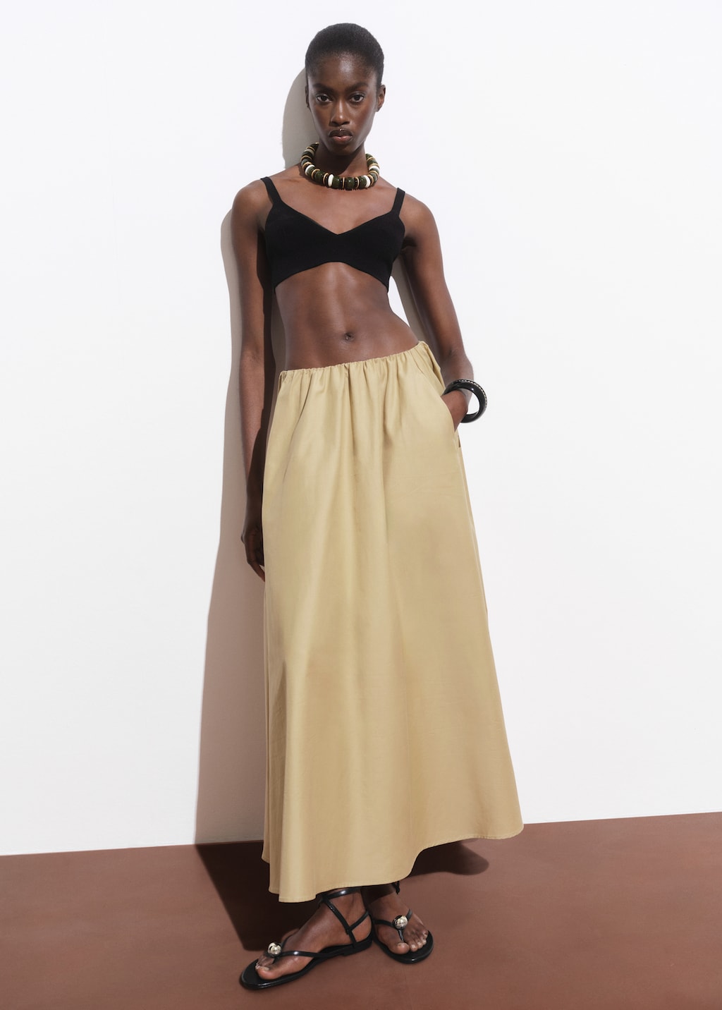 Knitted crop top - image 2