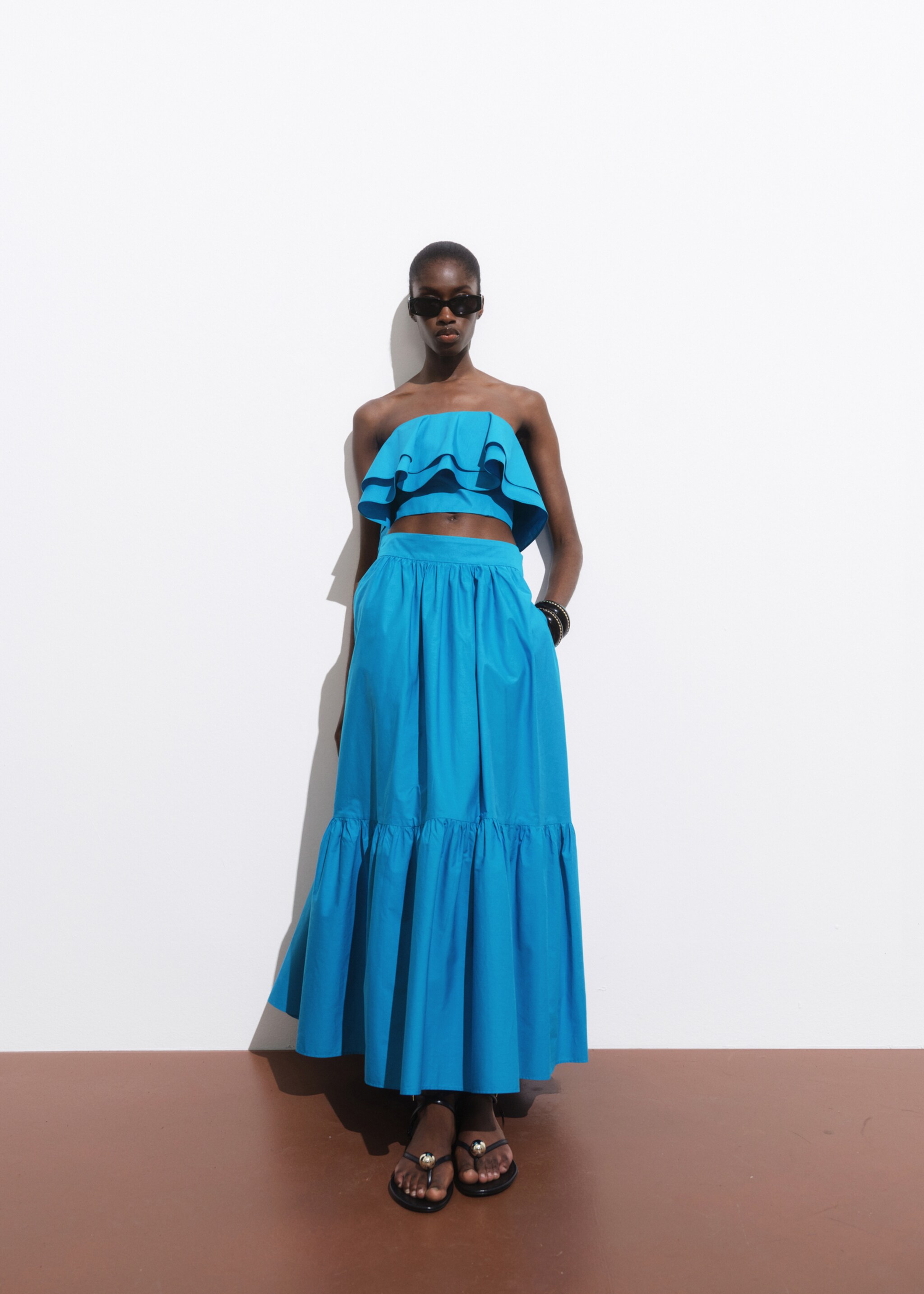 Long gathered skirt - General plane