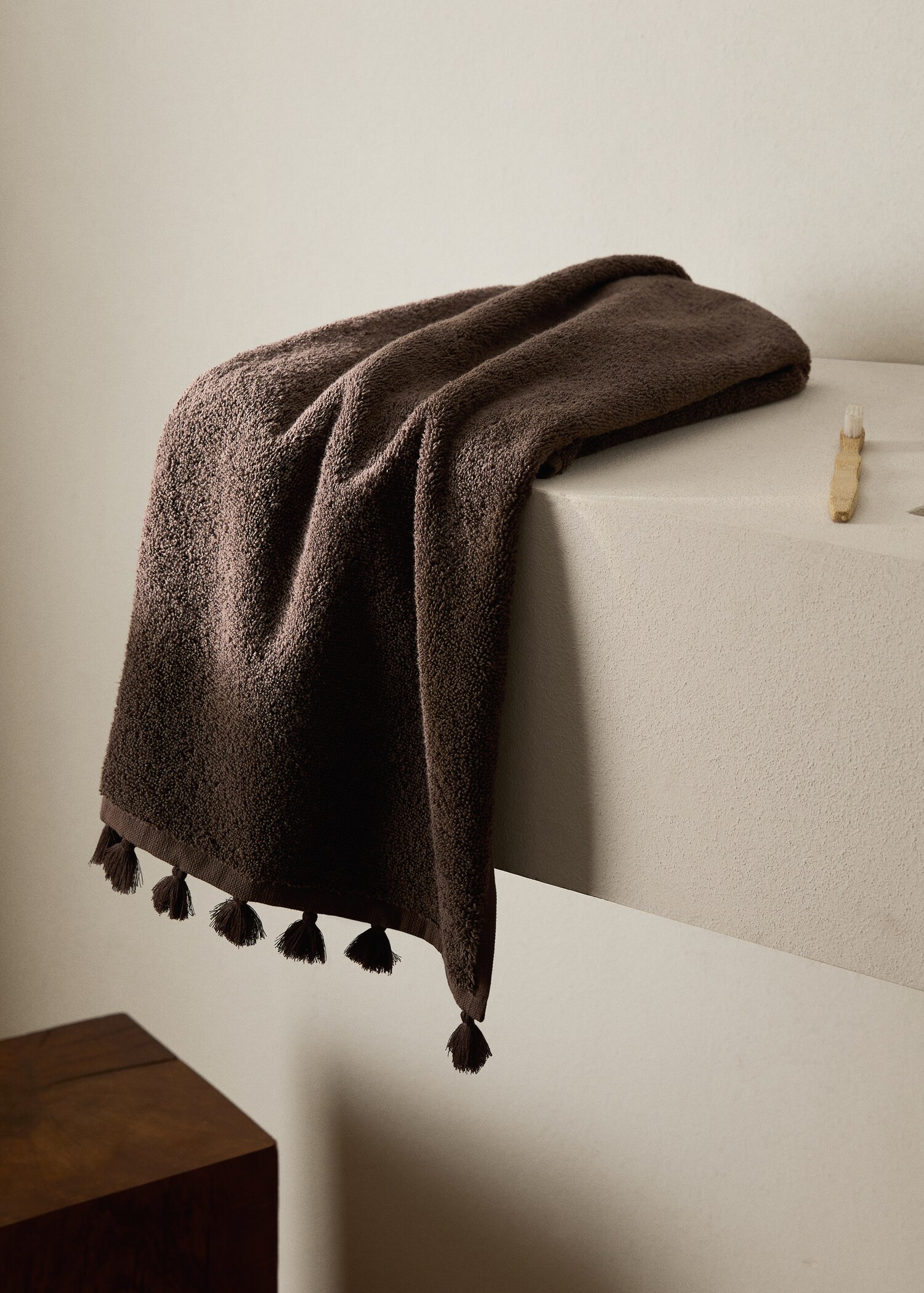 Serviette de lavabo pompons - Plan général
