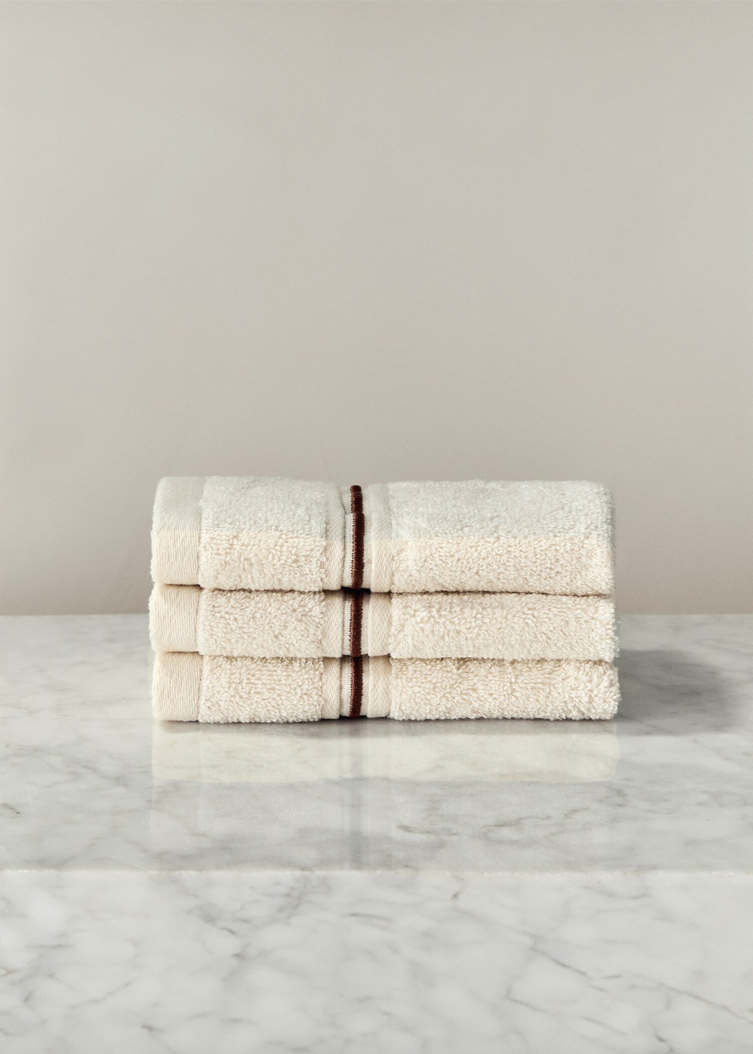 Lot de 3  serviettes coton feston brodé - Plan général