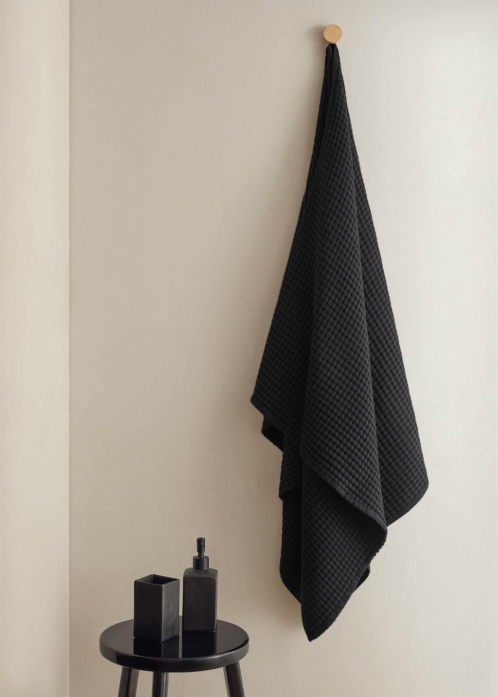 Cotton waffle bath towel