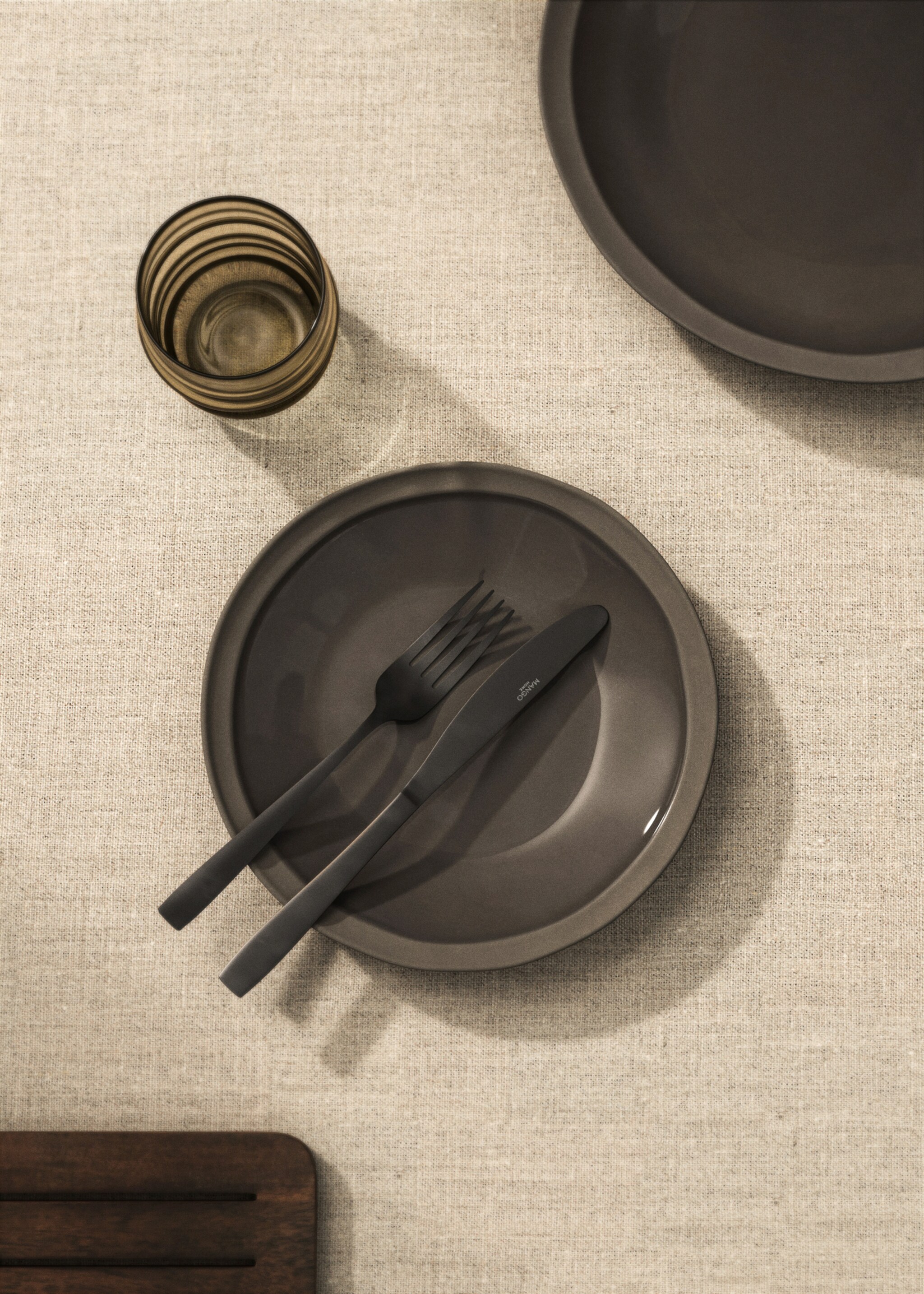 Recycled stoneware dessert plate - General plane, Medium Brown. Ref: 17032036-00.