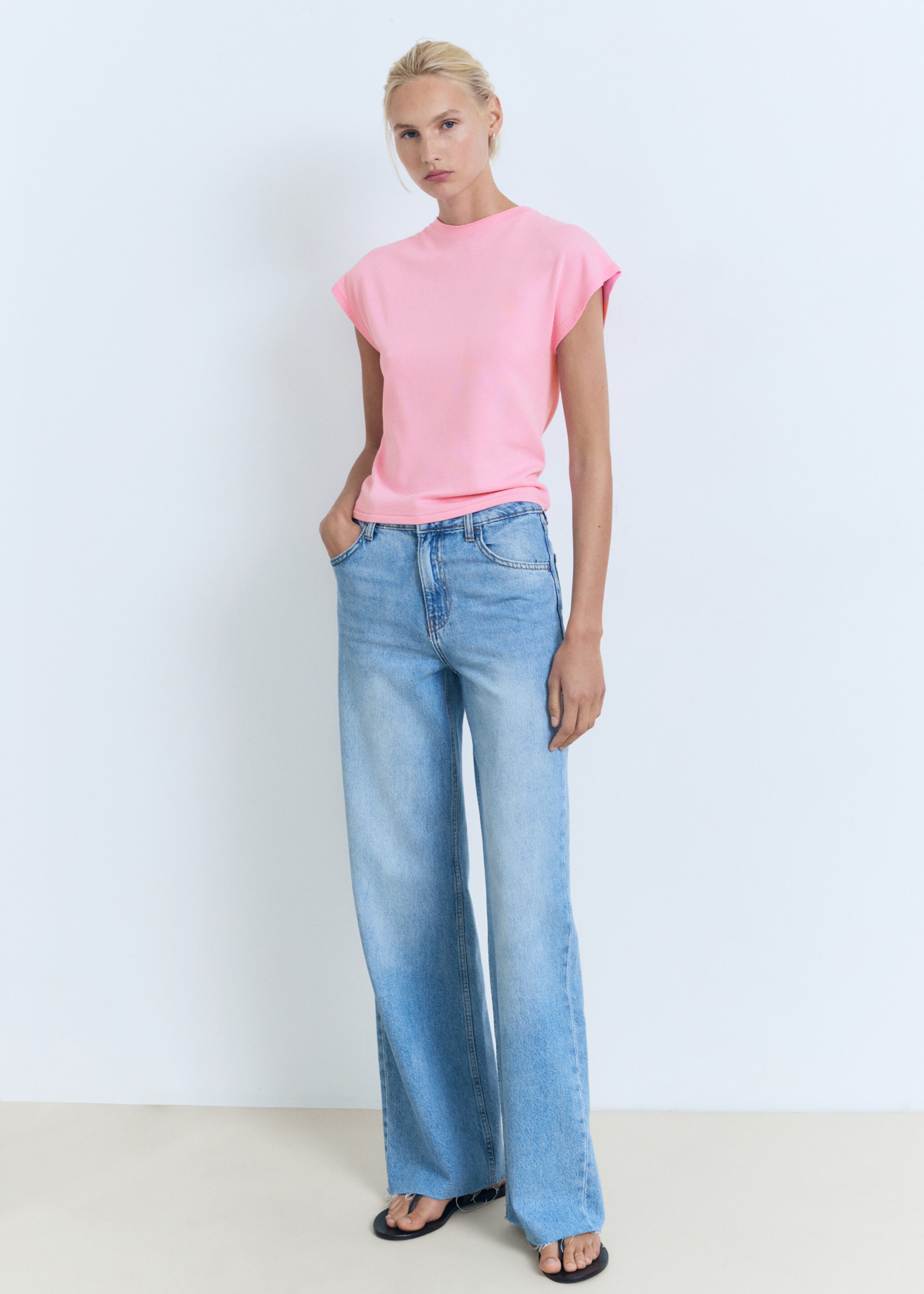 Short sleeve sweater - General plane