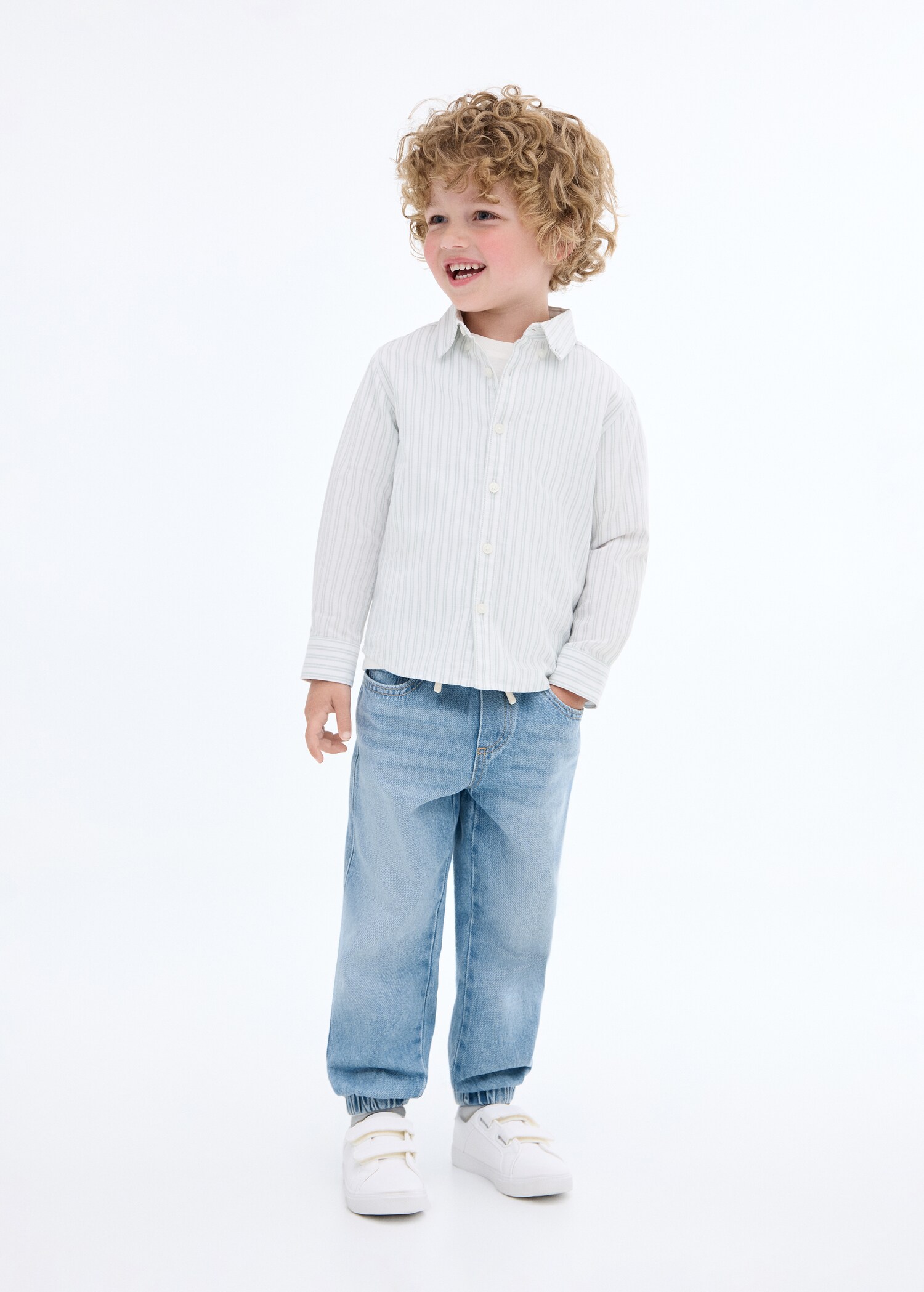 Jogger-style jeans - General plane