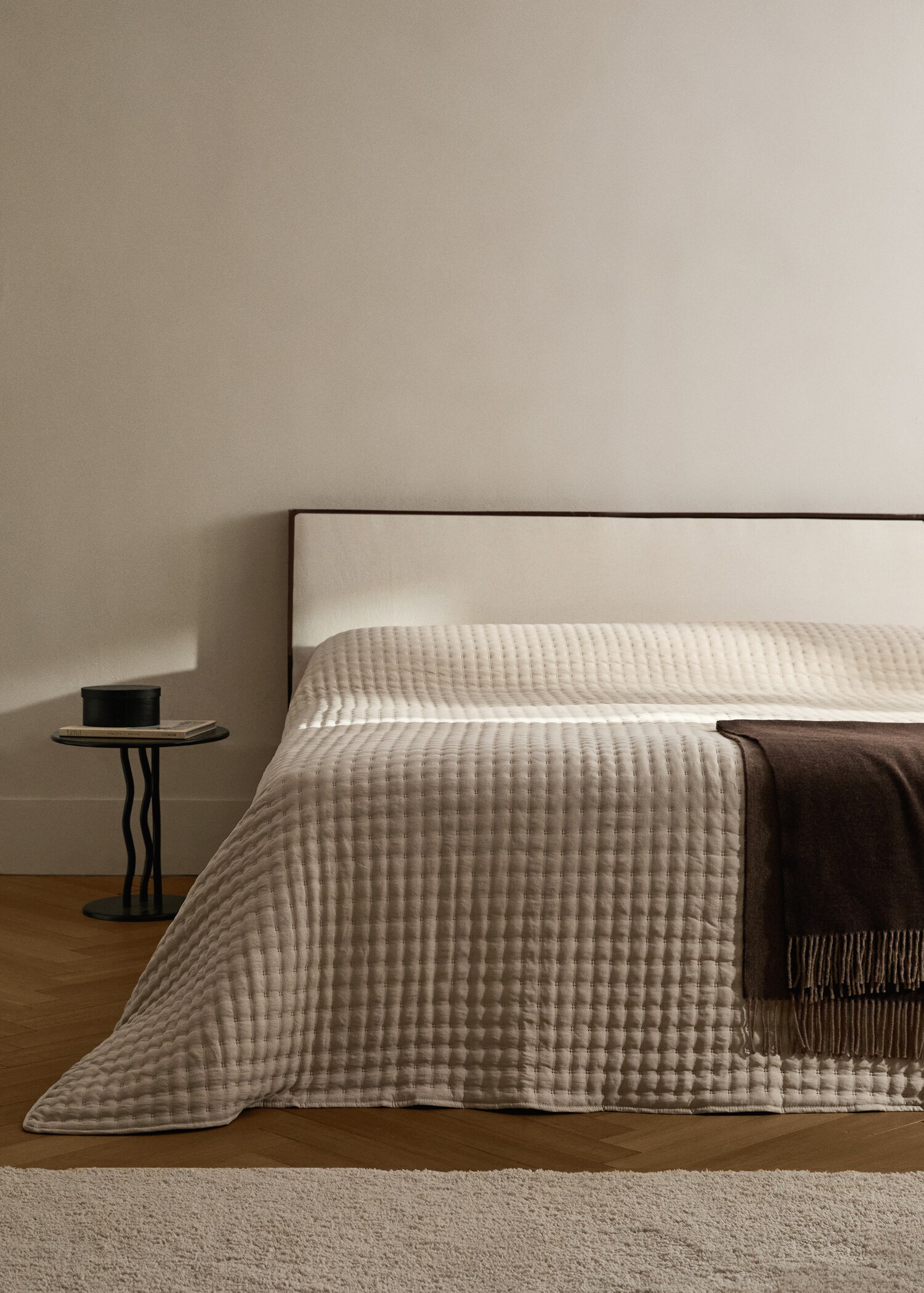 Microfibre quilt superking bed - General plane