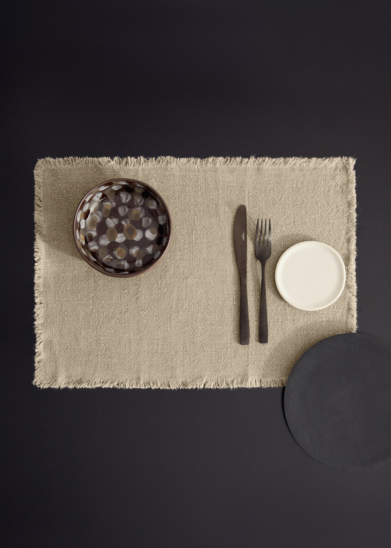 Linen placemat with tassels - General plane