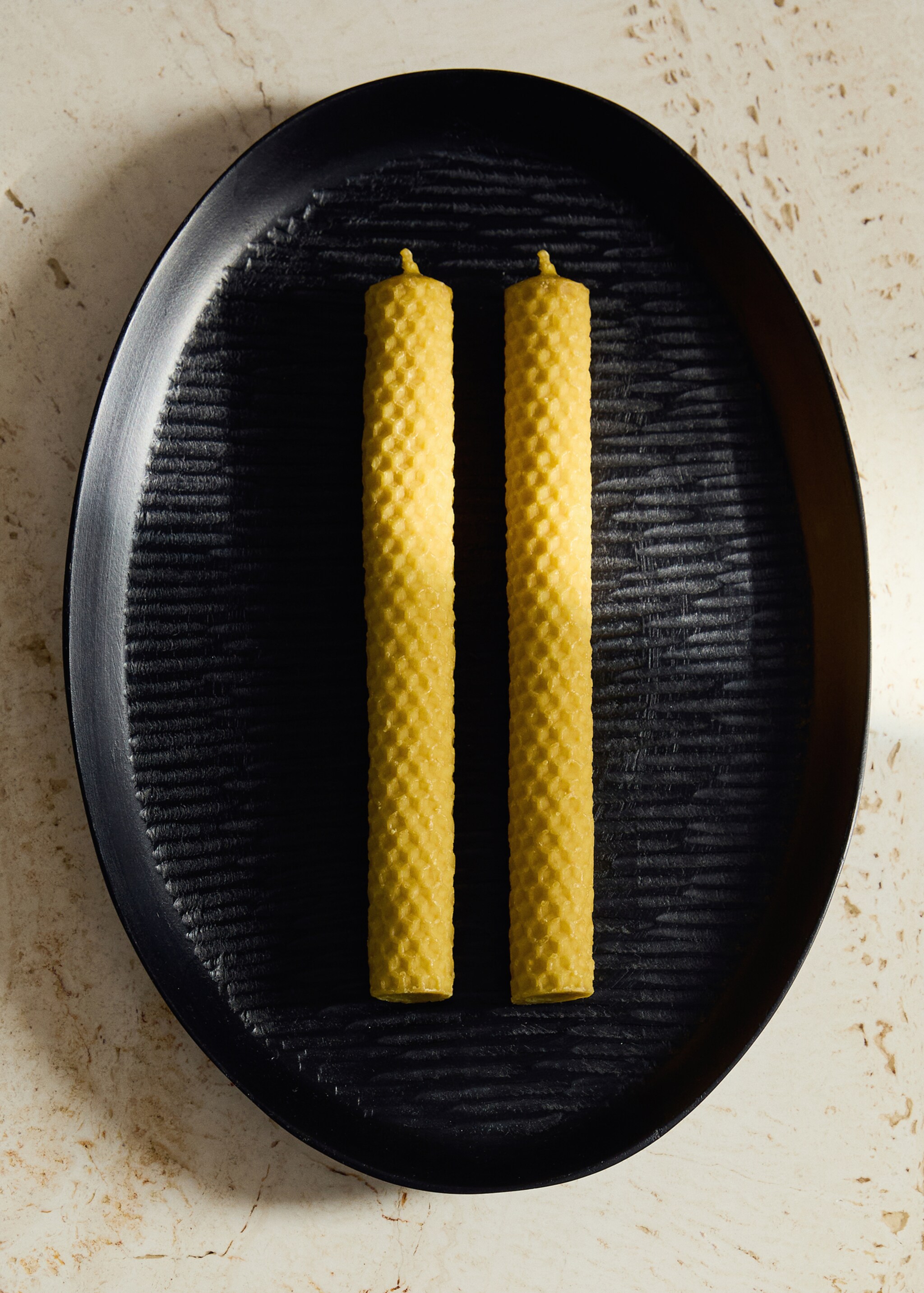 Long decorative beeswax candles - General plane, Ochre. Ref: 17034450-00.