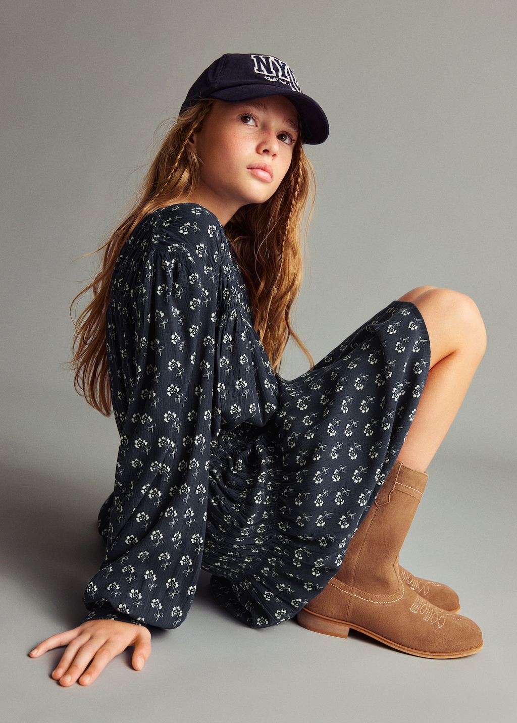 Floral puff-sleeve dress