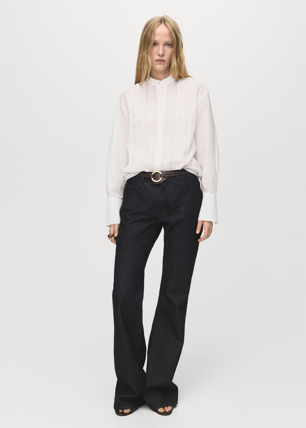 Blouse with lace trim details